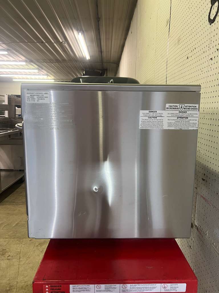 Used 2021 Merrychef eikon e4 High-Speed Accelerated Cooking Oven 220V