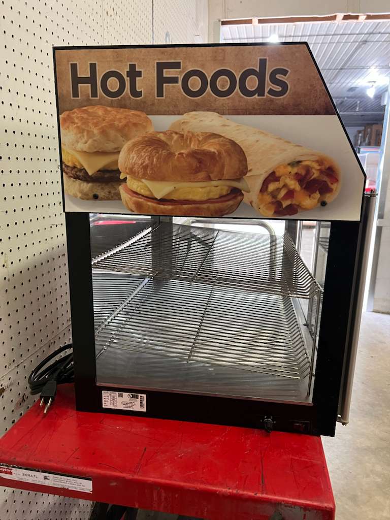 Used Wisco 123 Heated Countertop Display Case Merchandiser - 120V 480W