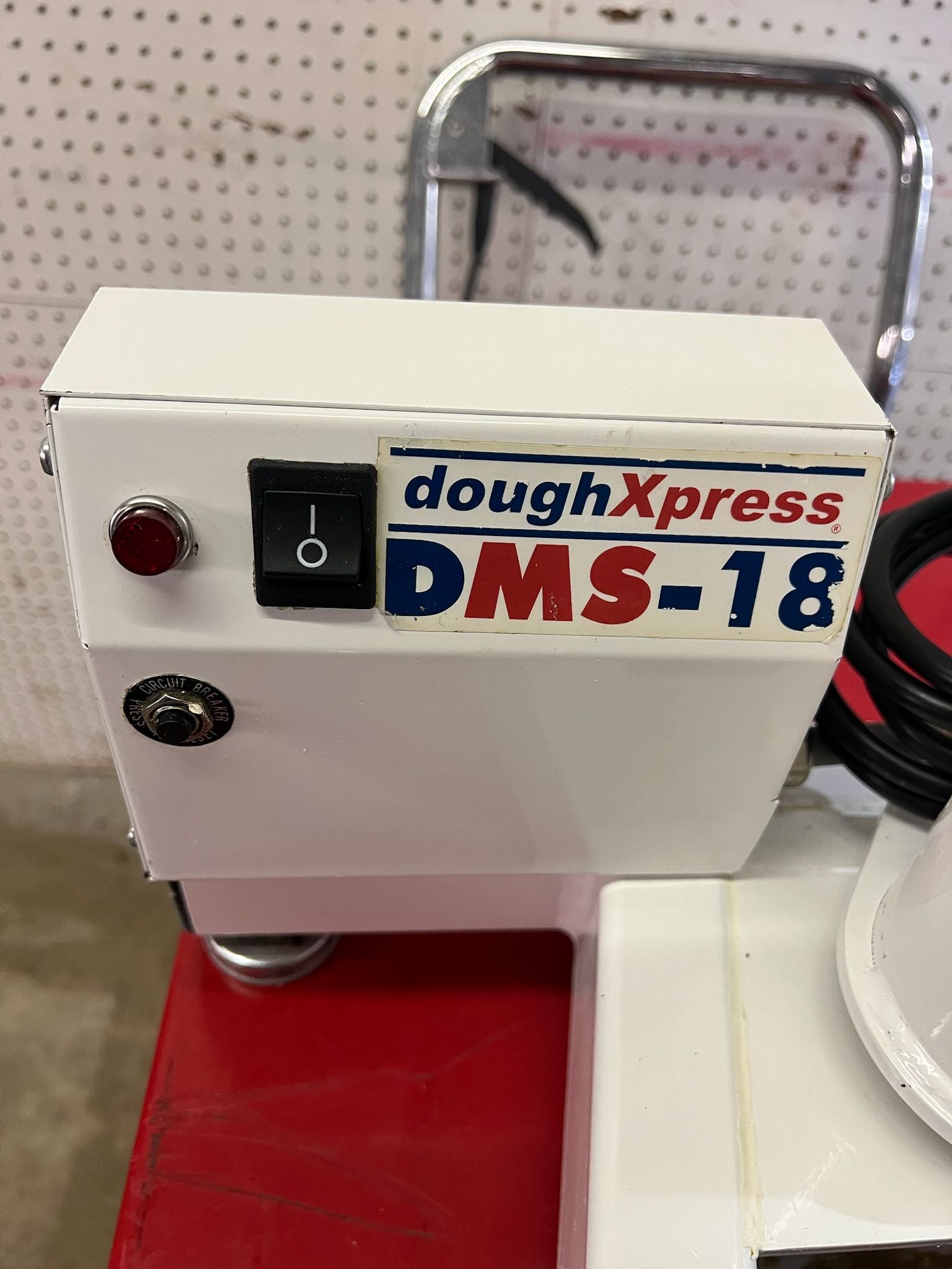 Used 18" DoughXpress DMS-18 Manual Swing Away Pizza Dough Press - 120V