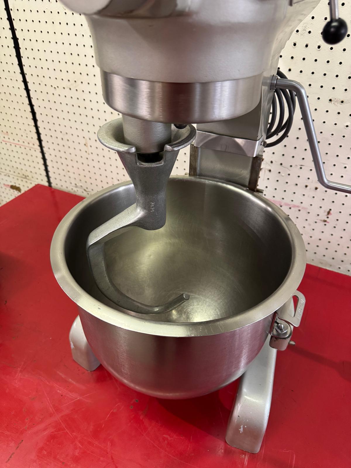 Used Hobart A-200 - 20 Quart Commercial Stand Mixer with Attachments 120V