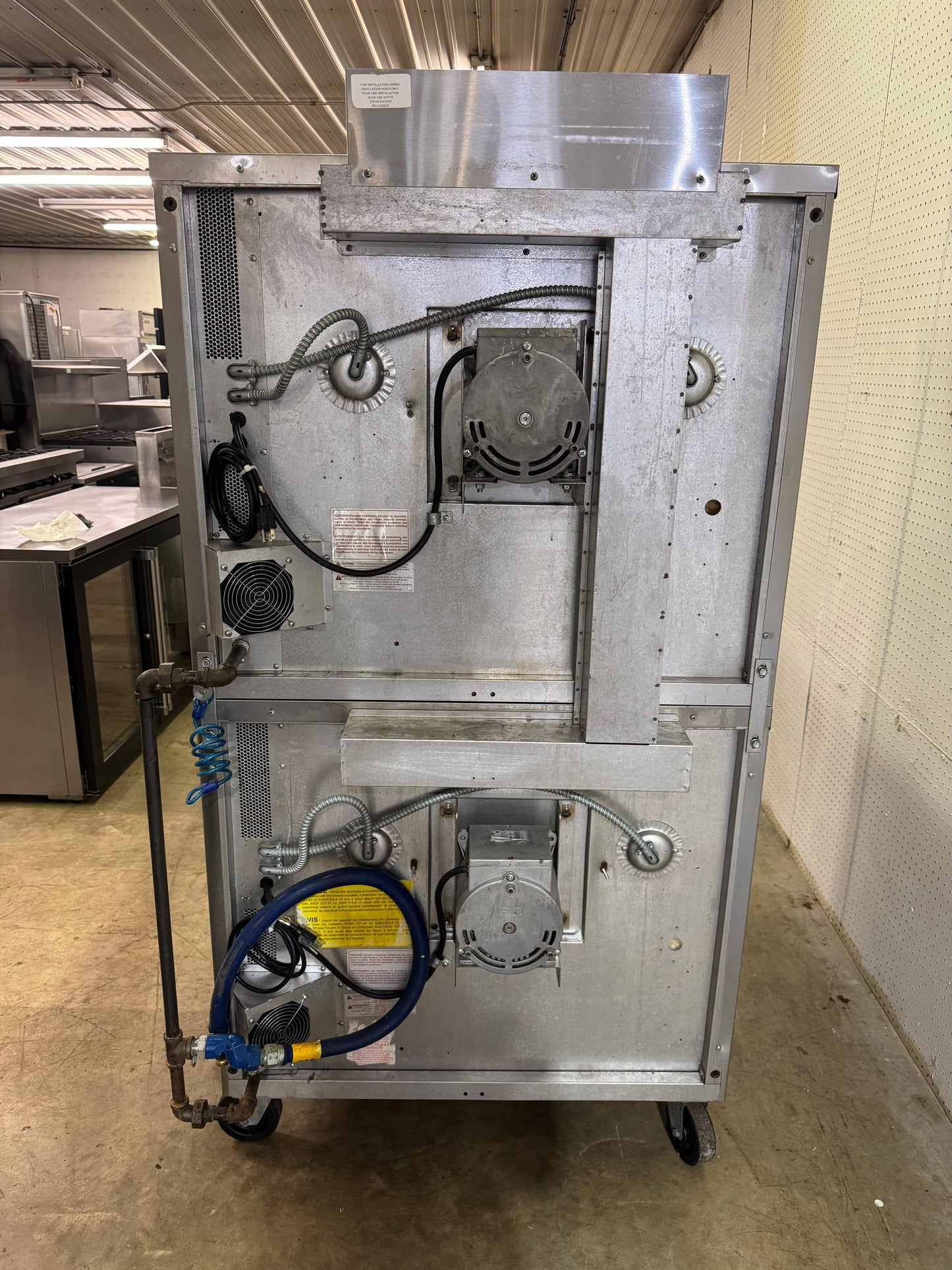 Used 2020 Blodgett Zephaire-200-G Double Deck Natural Gas Convection Oven