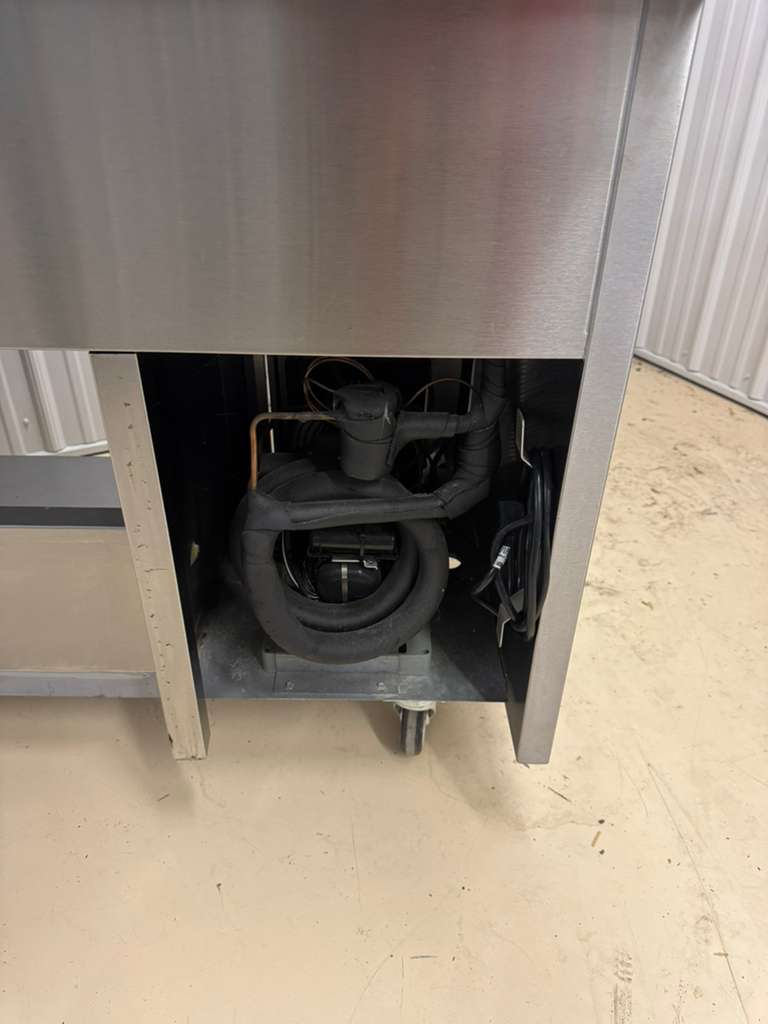 Used Randell RAN SCA-4 Refrigerated 4 Pan Serving Counter, Cold Food 120V