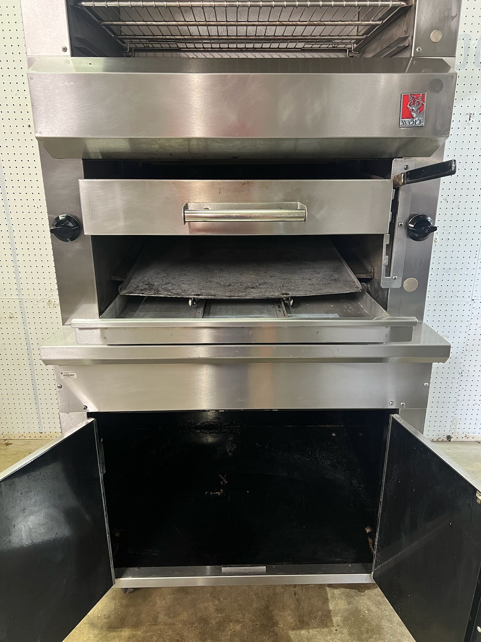 Used 36" Wolf FS-HB-1 Commander Series Natural Gas Top-Fired Broiler