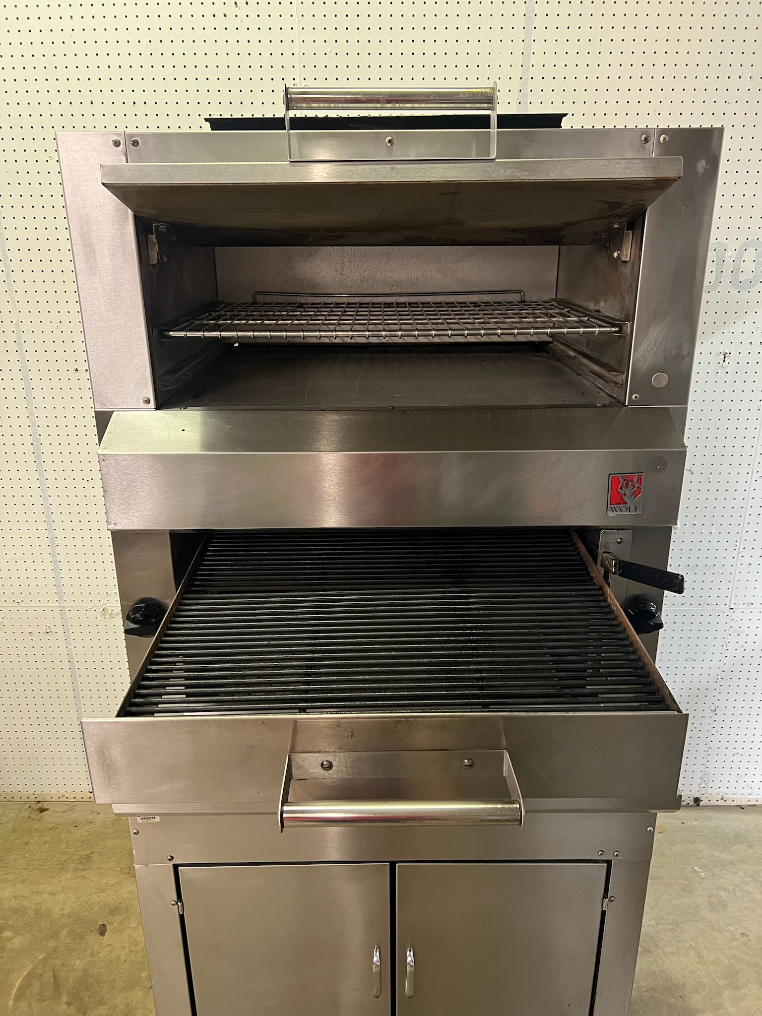 Used 36" Wolf FS-HB-1 Commander Series Natural Gas Top-Fired Broiler