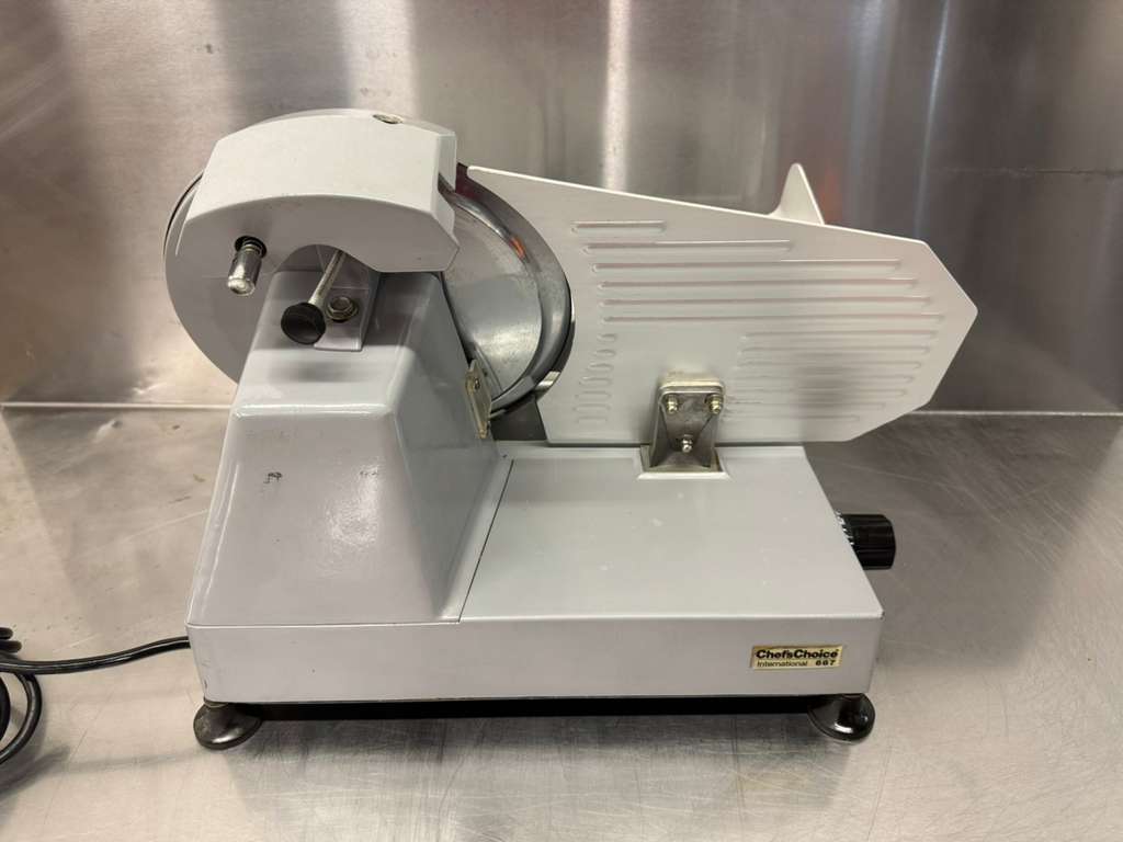 Used 10" Chef's Choice 667 Electric Manual Deli Meat Slicer 120V