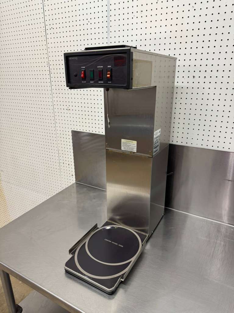 Used Newco NKT3-NS1 Commercial Iced Tea Brewer Machine 120V