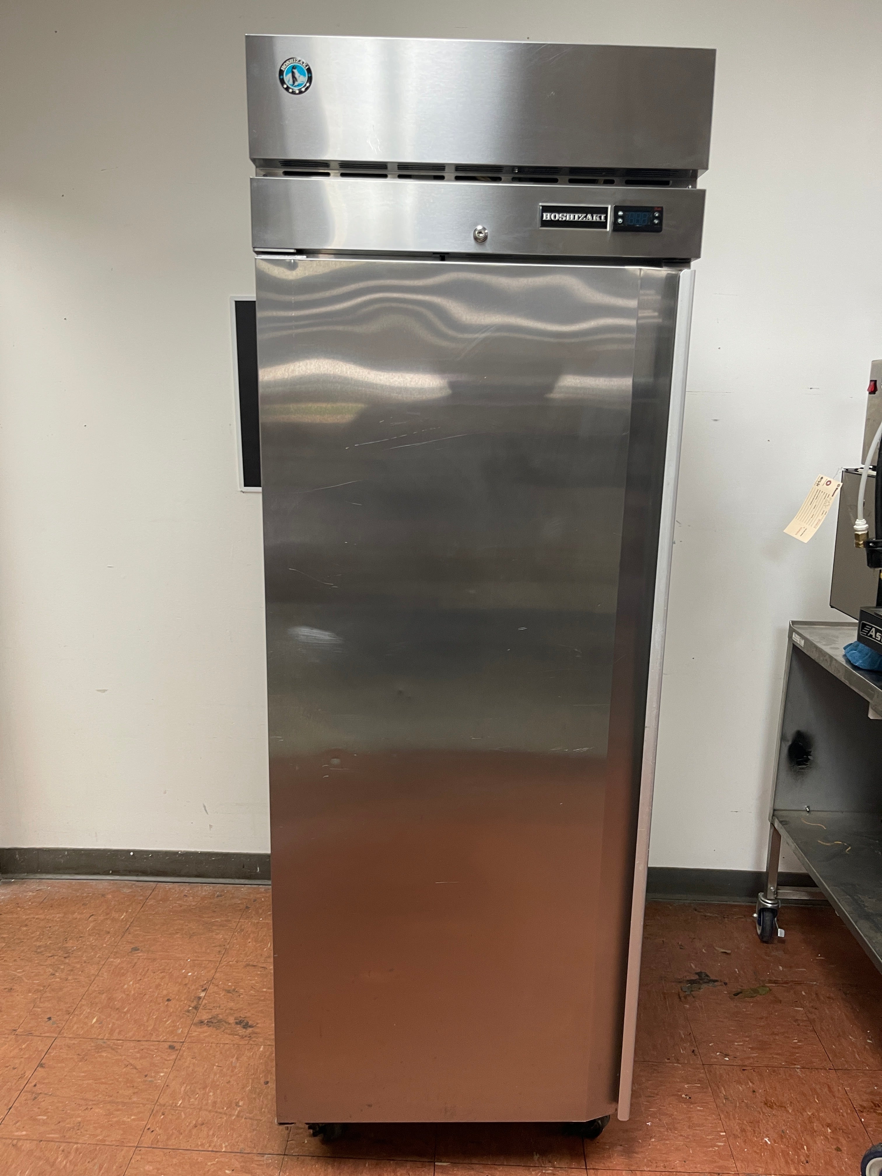 Used 27 1/2" Hoshizaki R1A-FSL Stainless Solid Door Reach-In Refrigerator - TH3