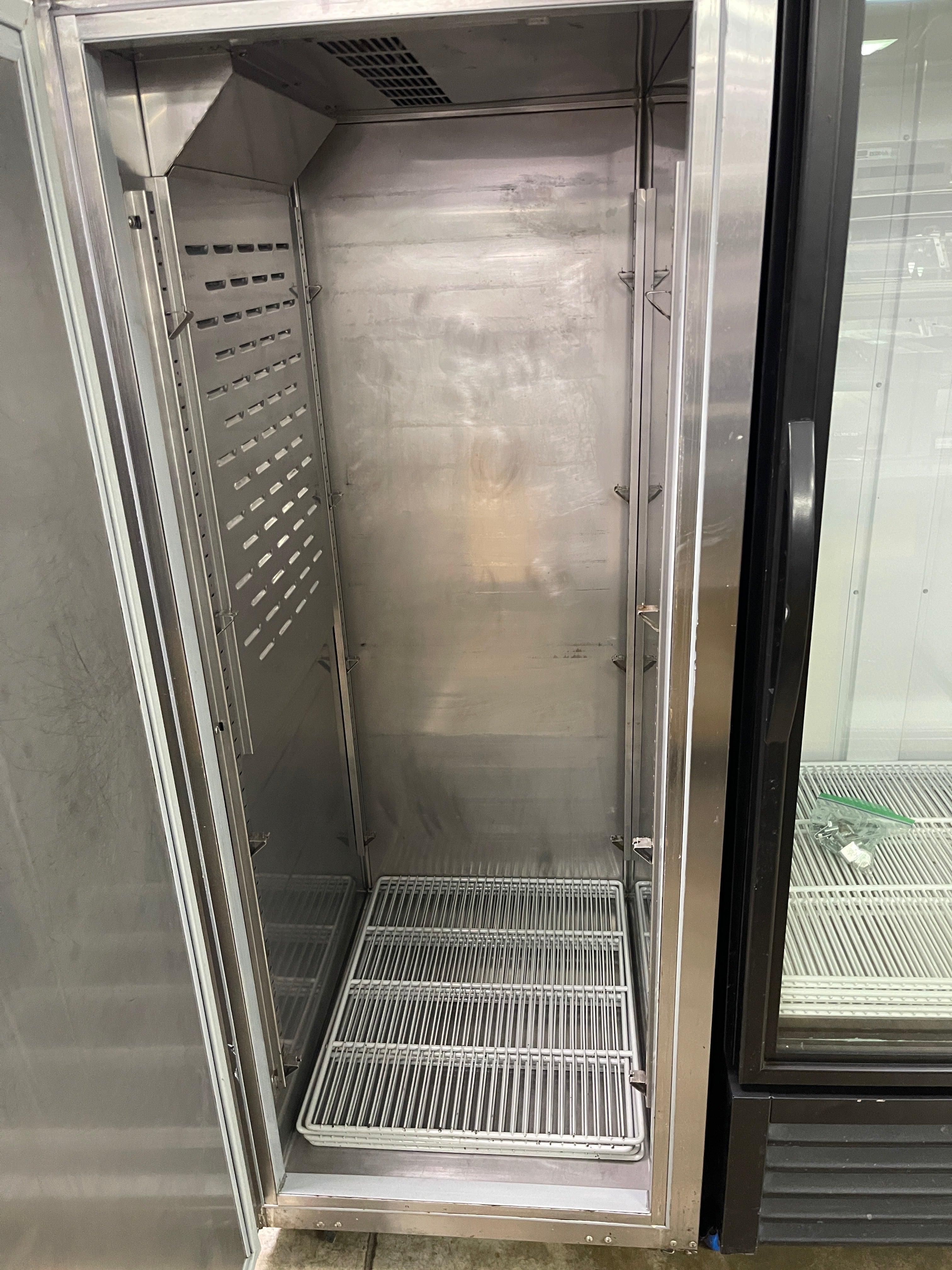 Used 27 1/2" Hoshizaki R1A-FS Stainless Solid Door Reach-In Refrigerator - TH2