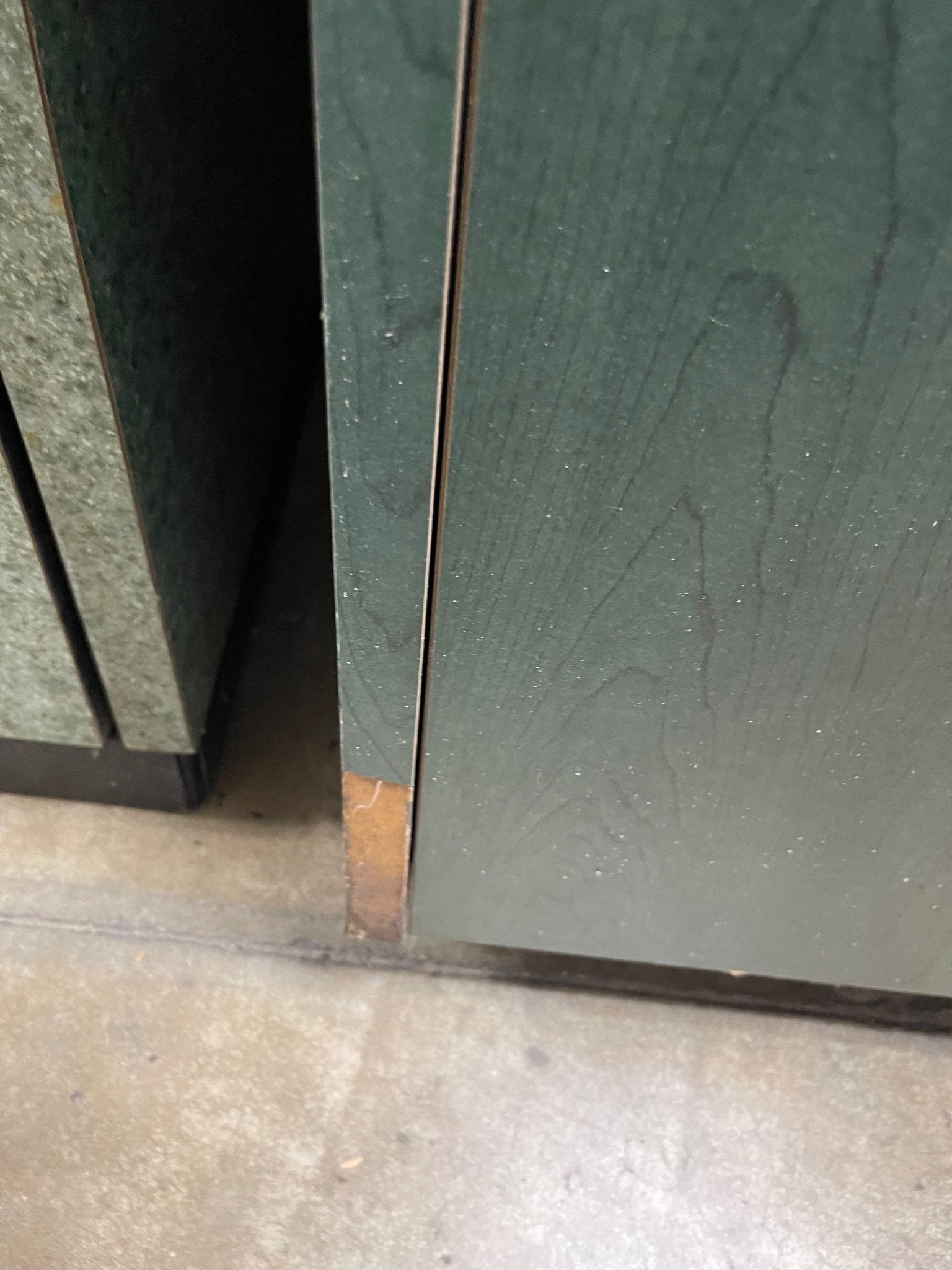 Used 25.5" x 25.5" Green Wood Grain Trash Can Receptacle - Falcon Restaurant Supply - 2