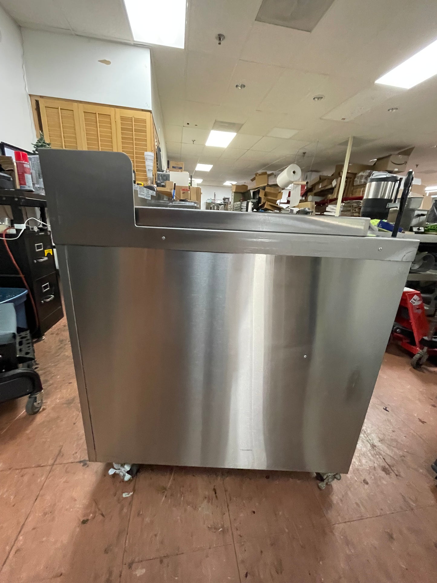 Used Duke HCSS-LH Stainless Steel Dry Channel Soup Warmer Heated Holding Station Buffet - 220V