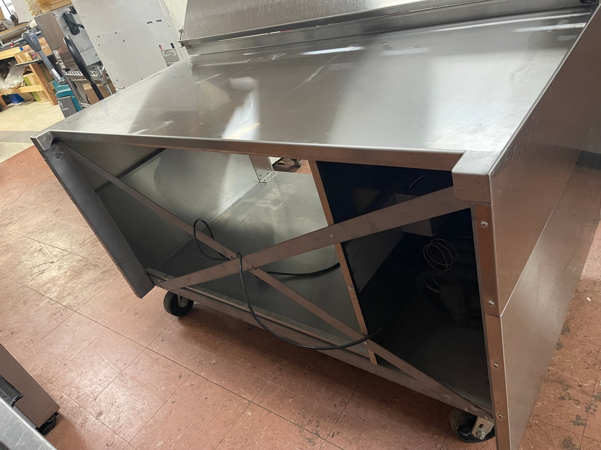 Used Randell 60" Stainless Equipment Stand with Refrigerated Cold Rail and Heated Shelf 120V - Falcon Restaurant Supply - 3