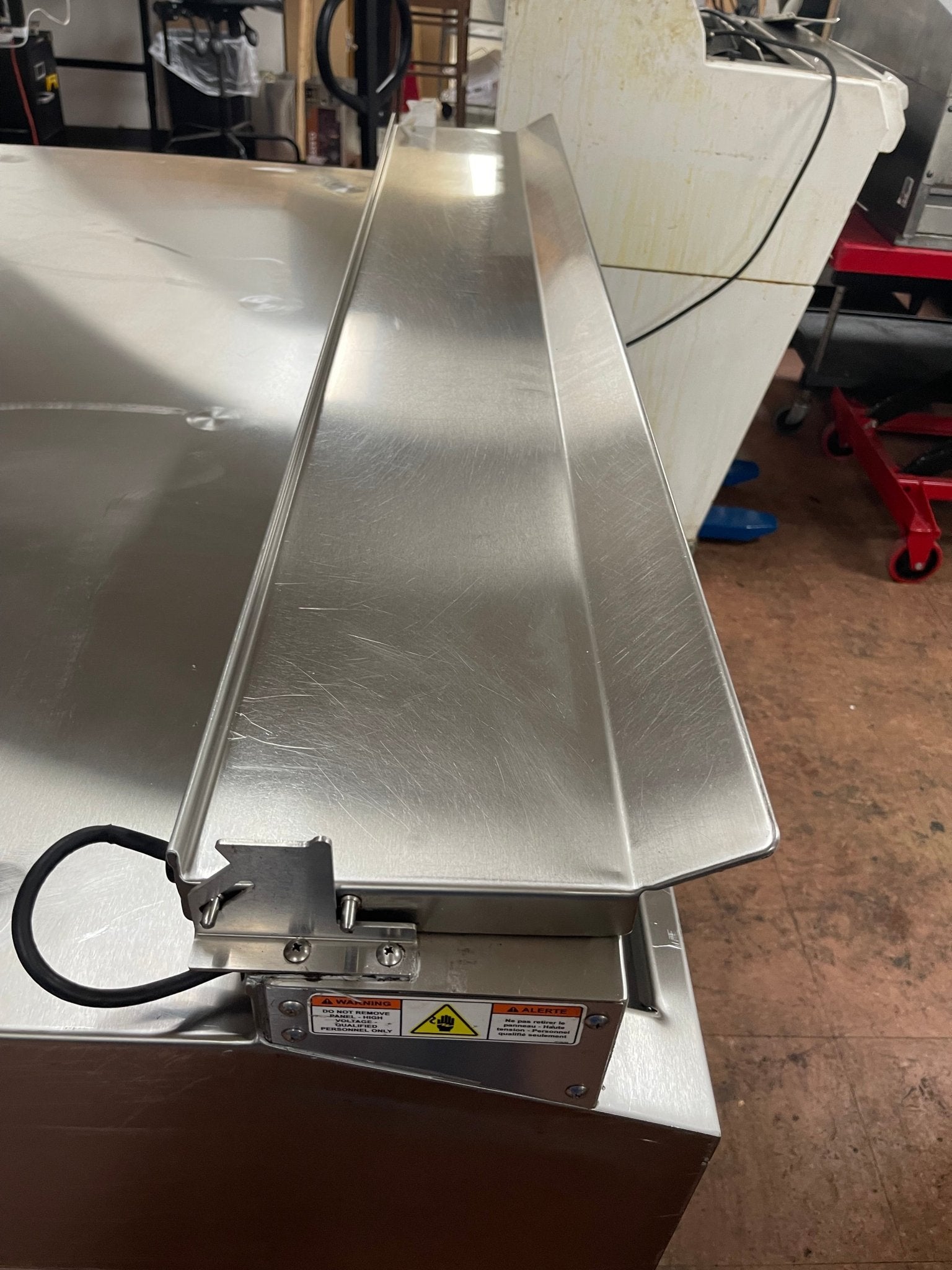 Used Randell 60" Stainless Equipment Stand with Refrigerated Cold Rail and Heated Shelf 120V - Falcon Restaurant Supply - 9