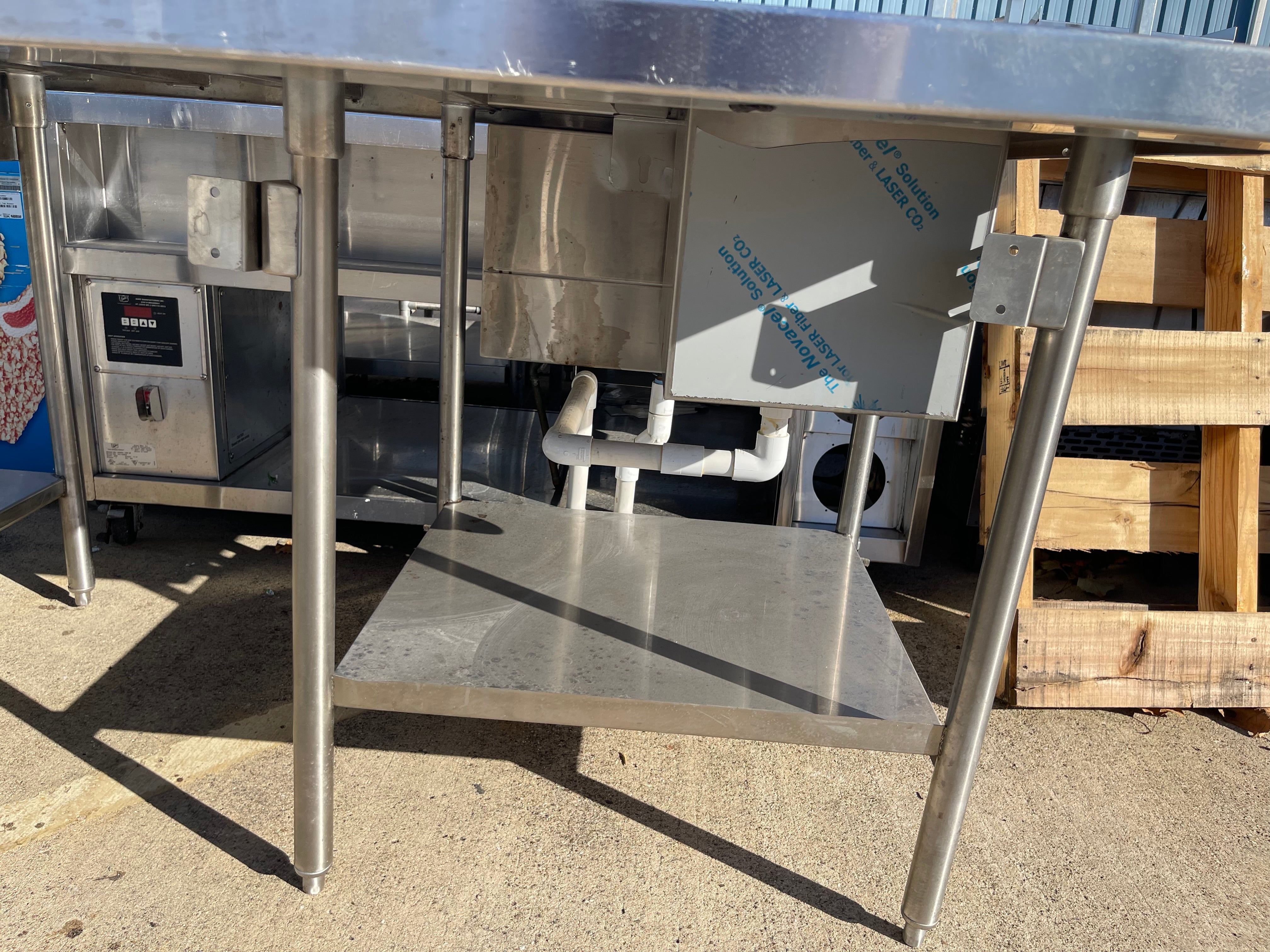 Used 85" Stainless Steel Drink Station with Ice Bin and Cup Dispensers - SS270