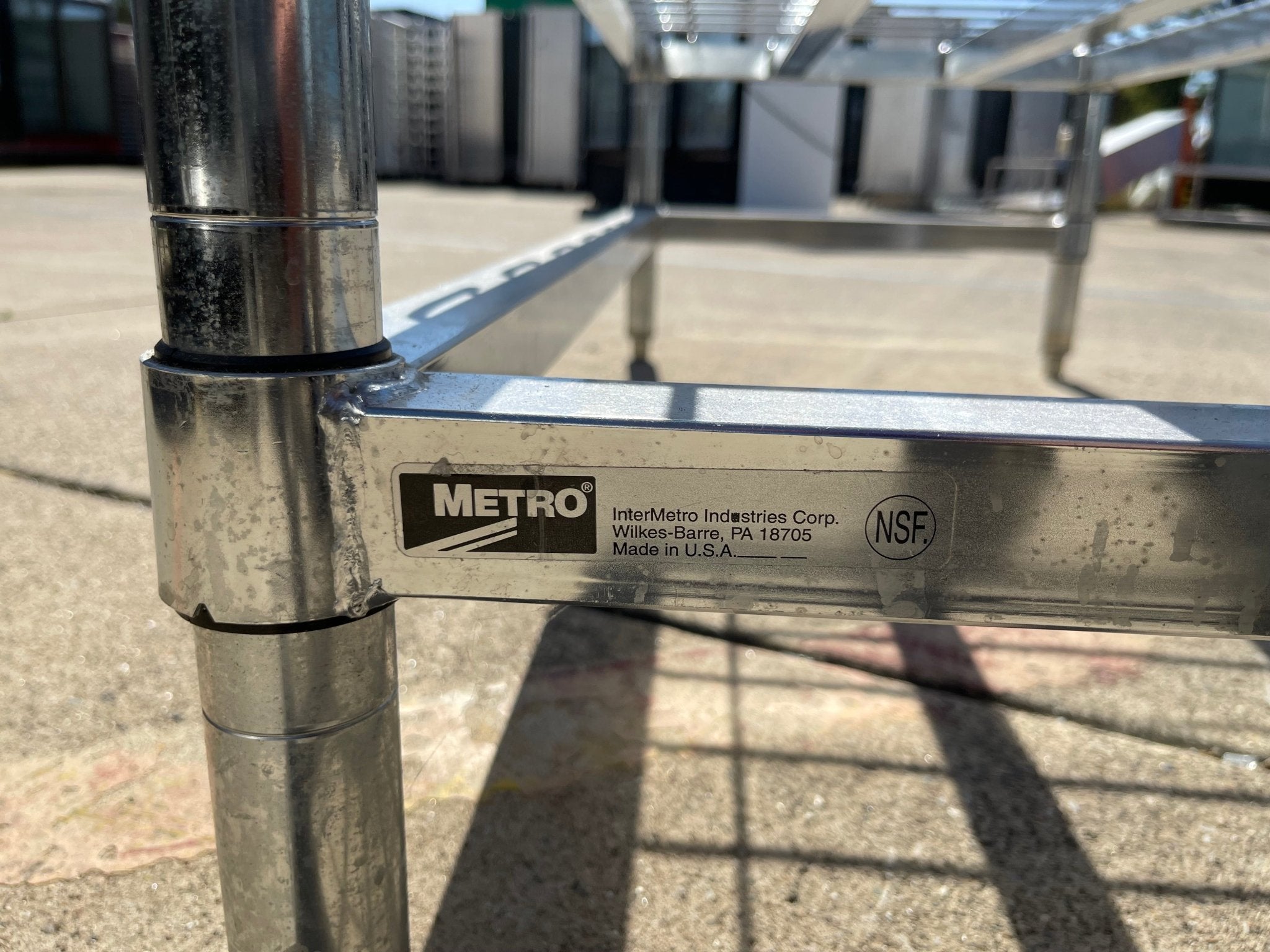 Used 48" x 24" Metro HDP55C Heavy Duty Dunnage Rack with Wire Mat 3000lb Capacity - SS271 - Falcon Restaurant Supply - 4