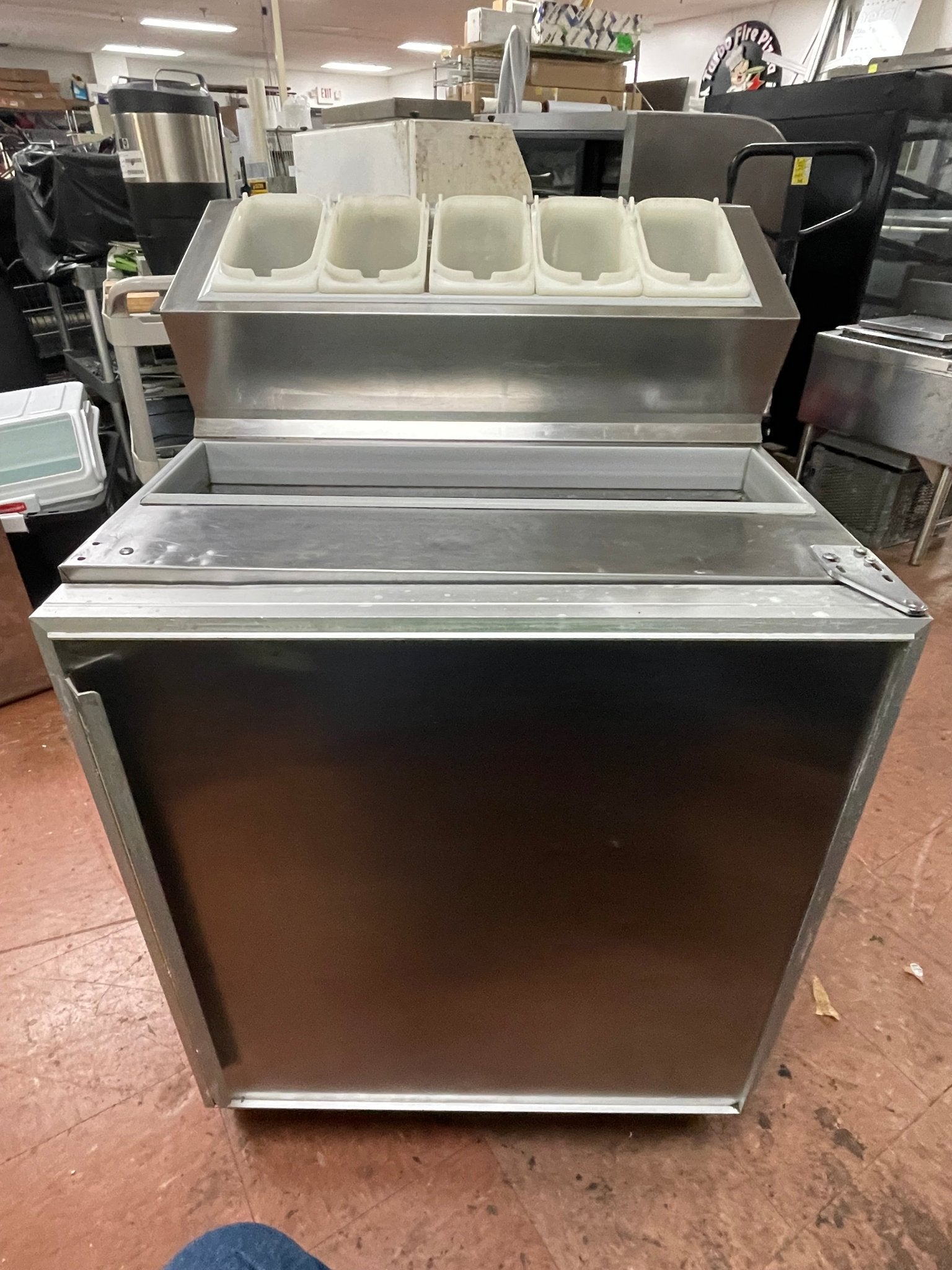 Used Silver King 27" Ice Cream Topping Refrigerated Fountainette Stainless 115v - Falcon Restaurant Supply - 1