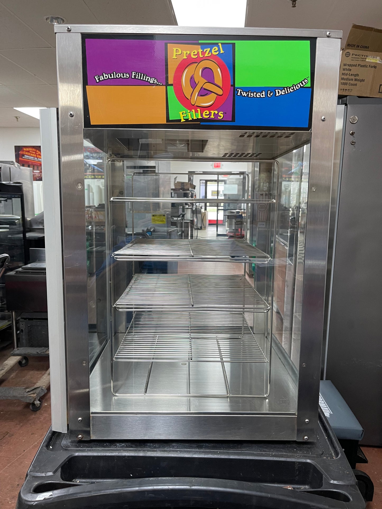 Used Wisco Heated Glass Display Case Lighted Warmer Merchandiser 120V 965 Watts