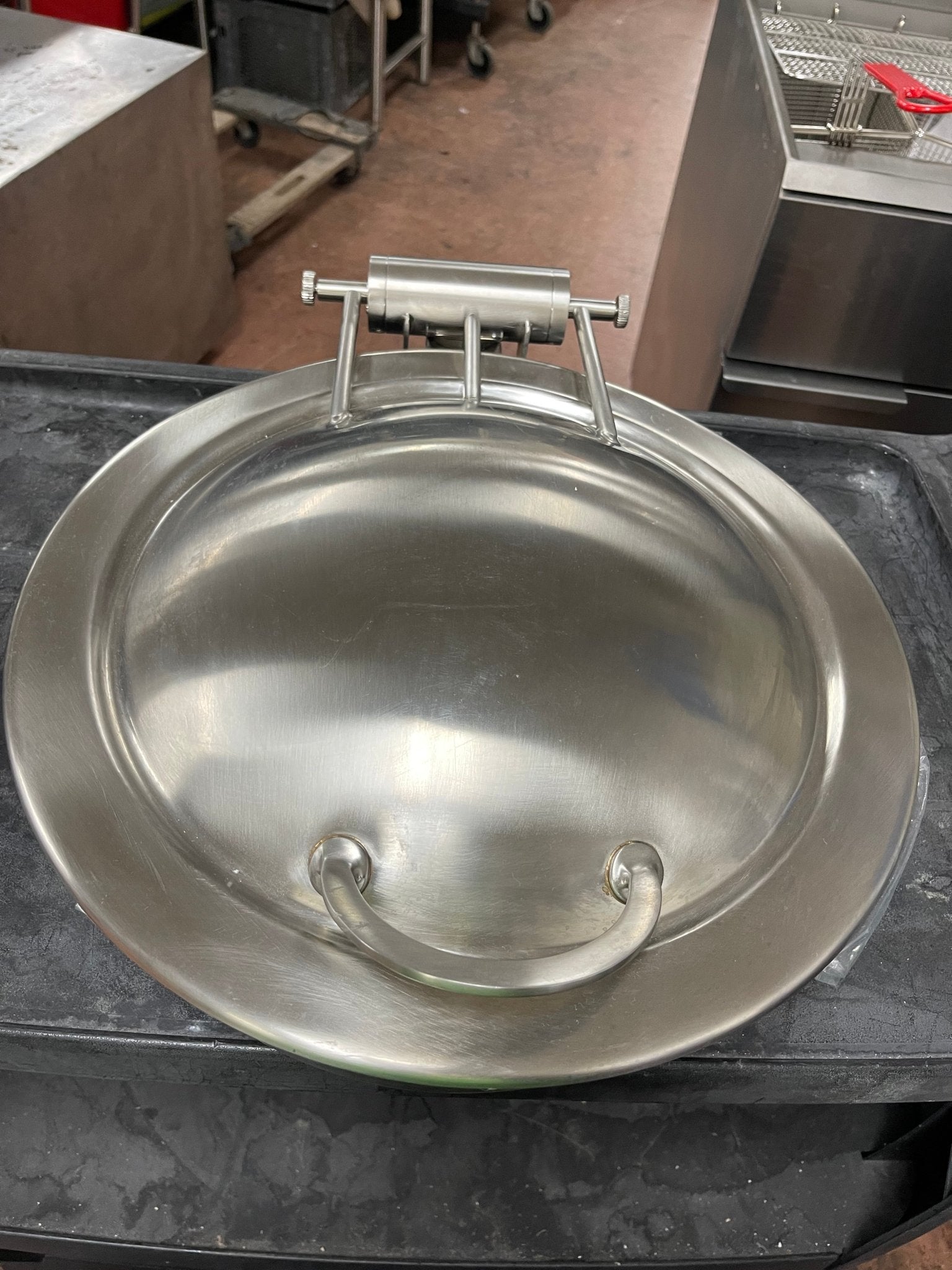 New Haber & Son Steelite Stainless Round Induction Chafer 2.0 Gal with Hinged Lid - Falcon Restaurant Supply - 1