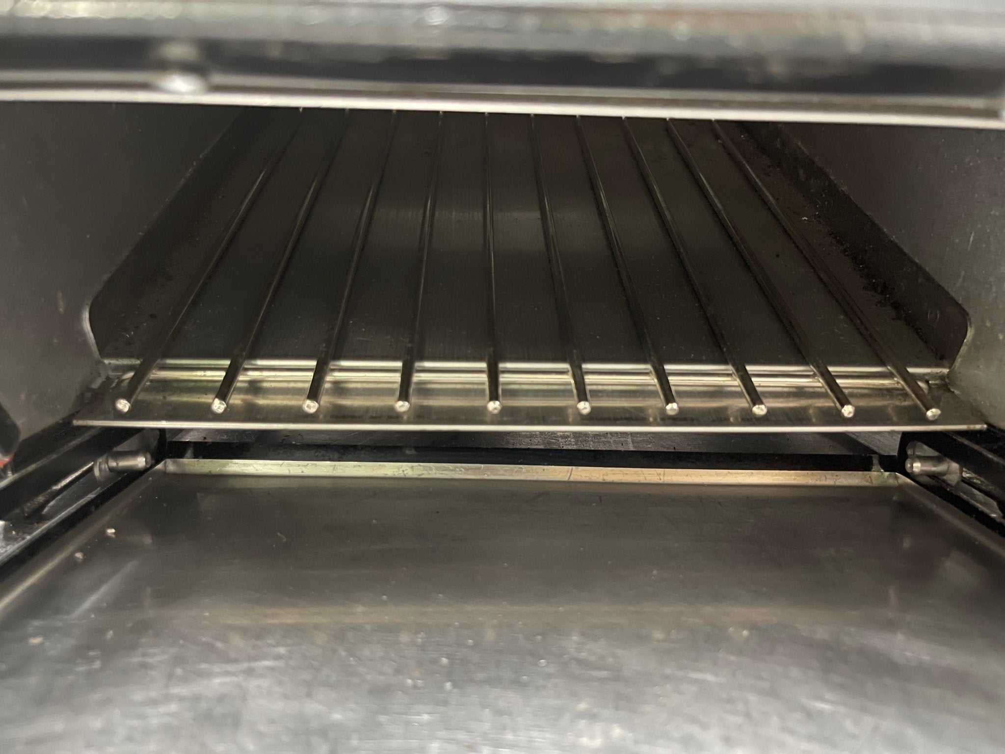 Used Hatco TQ3 - 900H Toast - Qwik Conveyor Toaster 208V 900 Slices Per Hour - JS - Falcon Restaurant Supply - 3