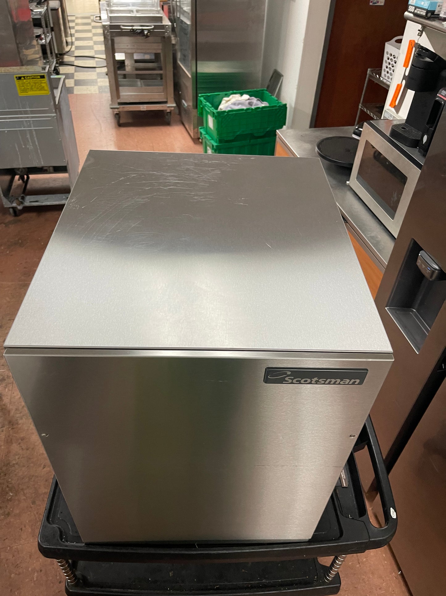 Used 22" Scotsman FME804RLS Remote Condenser Nugget Ice Machine Maker Head 115V - Shed