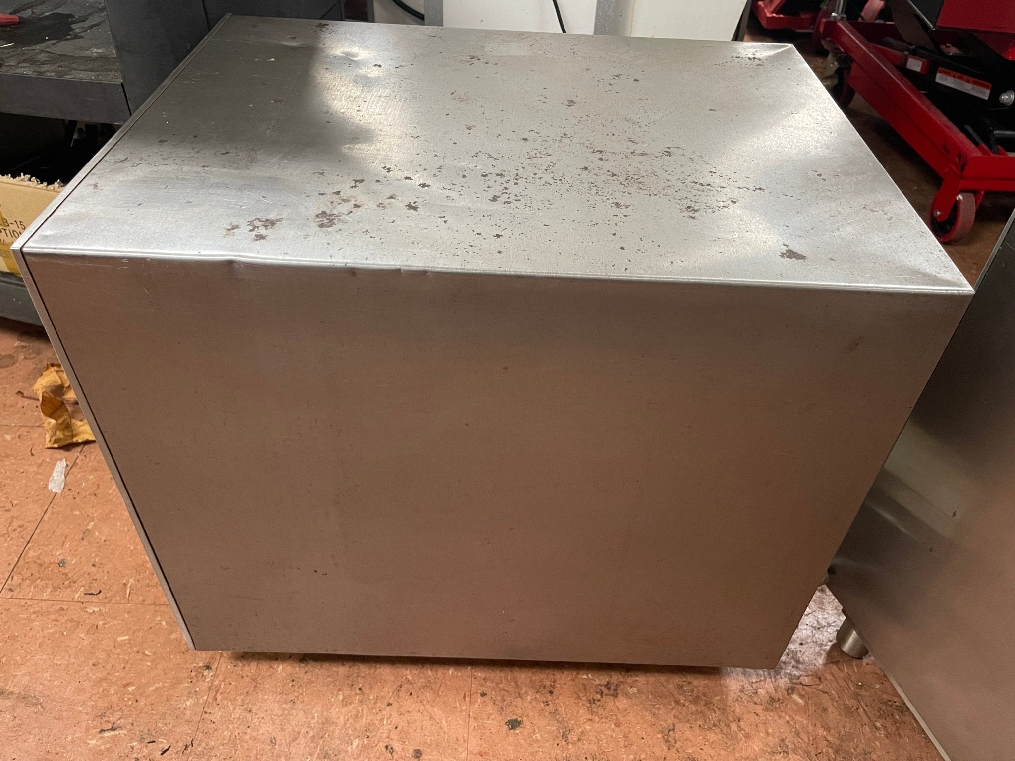 Used Wells RWN - 2 Narrow 2 Drawer Freestanding Heated Holding Food Chip Warmer - 120V - Falcon Restaurant Supply - 5