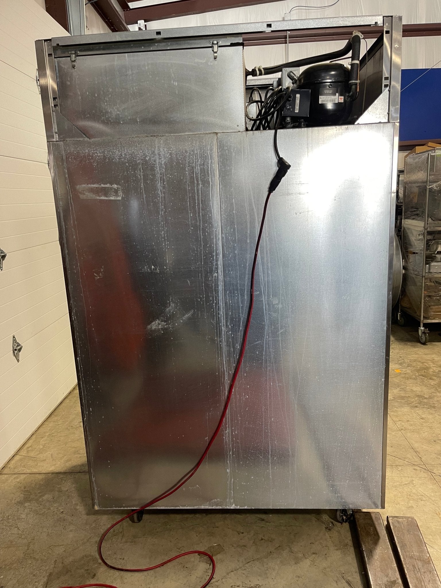 Used Victory VF-SA-2D 52" Top Mounted Double Solid Door Reach-In Freezer 115V