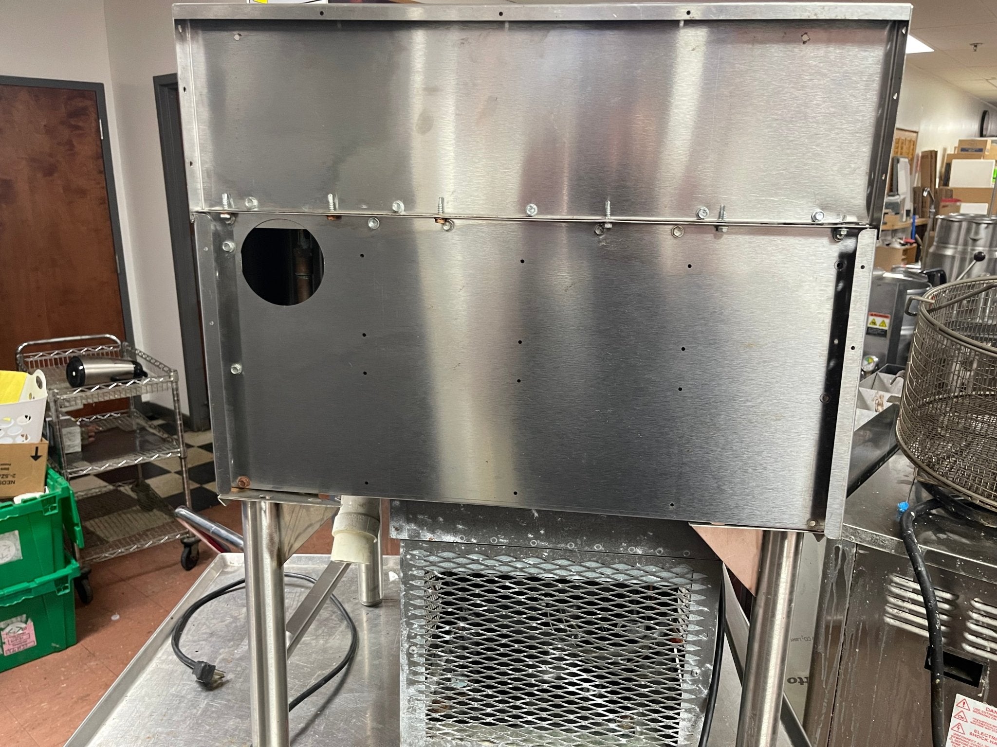 Used Perlick 24" Underbar 3 Gallon Ice Cream Freezer with 5" dipper well and Faucet 120V - Falcon Restaurant Supply - 7