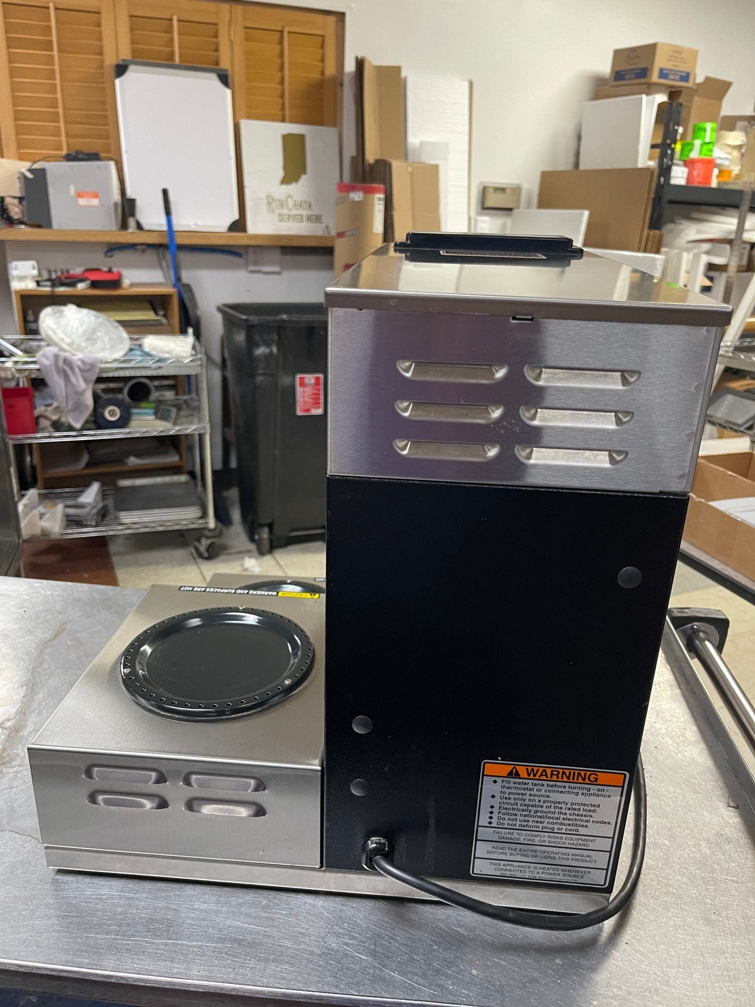Used Bunn 13300.0013 VP17 - 3 Low Profile Pourover Coffee Brewer Machine with 3 Warmers 120V - Falcon Restaurant Supply - 5