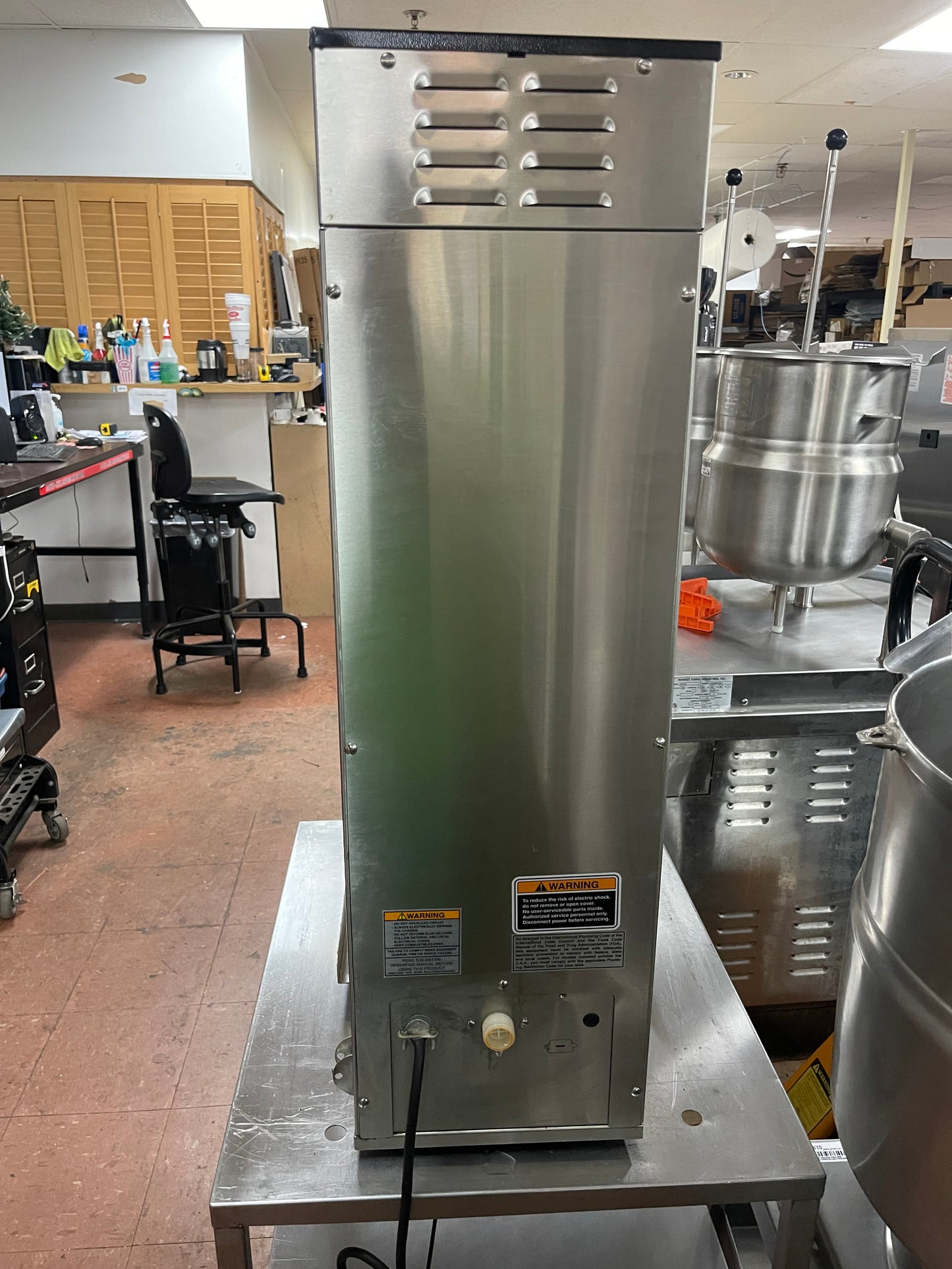 Used 29" Bunn Infusion ITCB-DV Iced Tea and Coffee Brewer Machine 120V