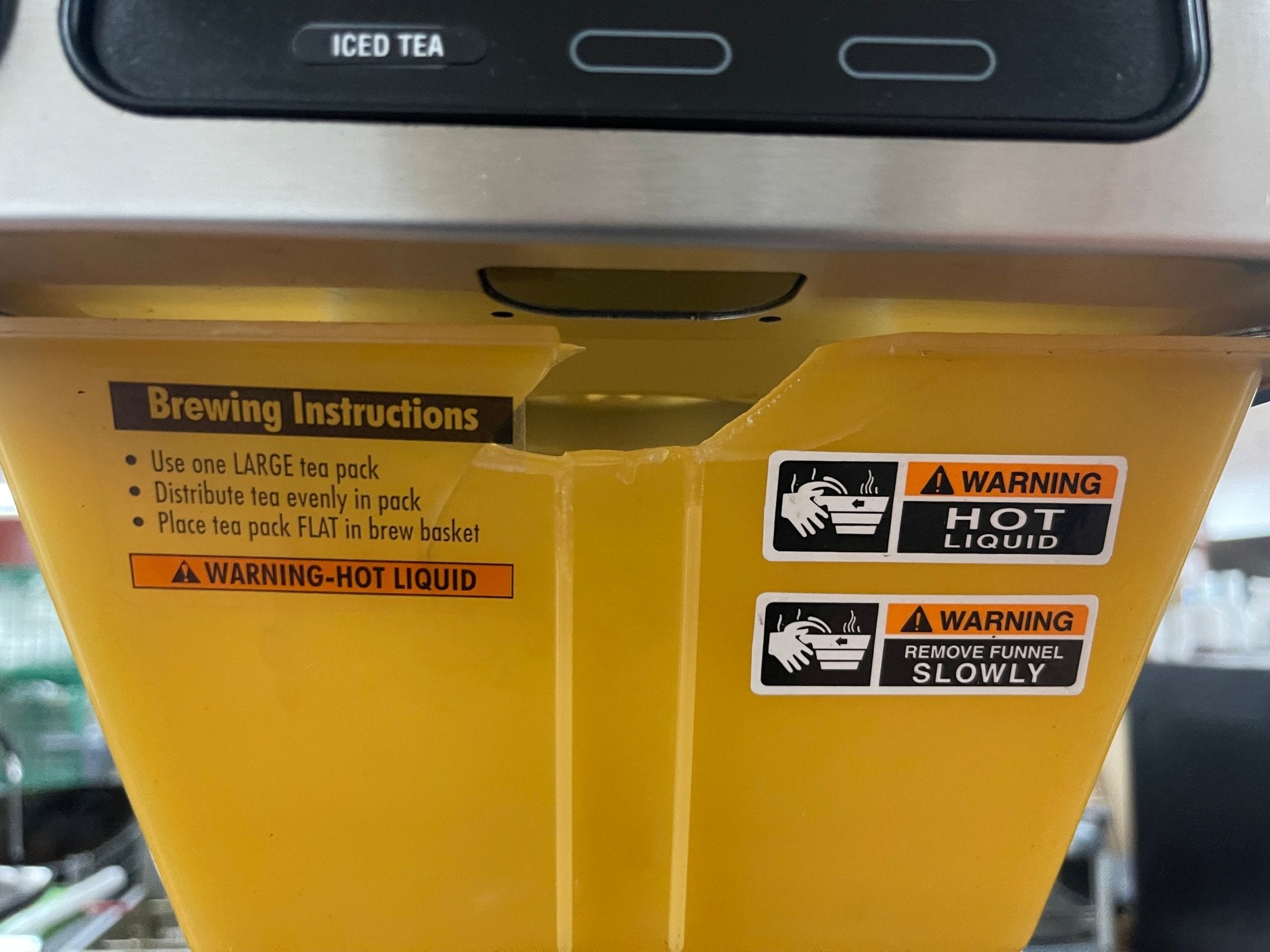 Used Bunn 52200.0102 ITCB - DV Infusion Coffee and Iced Tea Brewer Machine with Shelf 120V - Shir - Falcon Restaurant Supply - 8