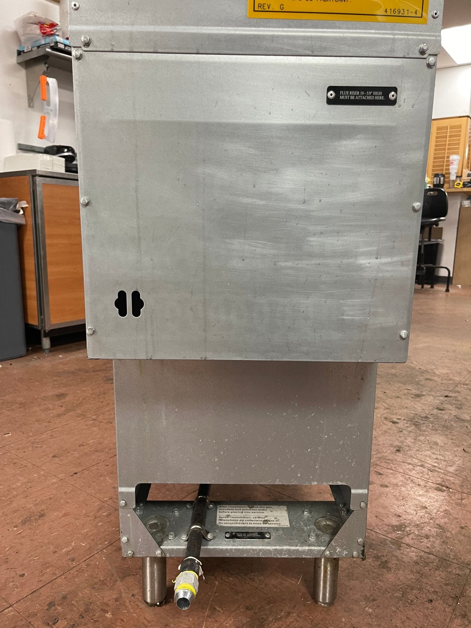 Used Vulcan 1VEG35M - 1 Natural Gas 35 - 40 lb. Floor Fryer with Millivolt Controls - 70,000 BTU - Falcon Restaurant Supply - 9