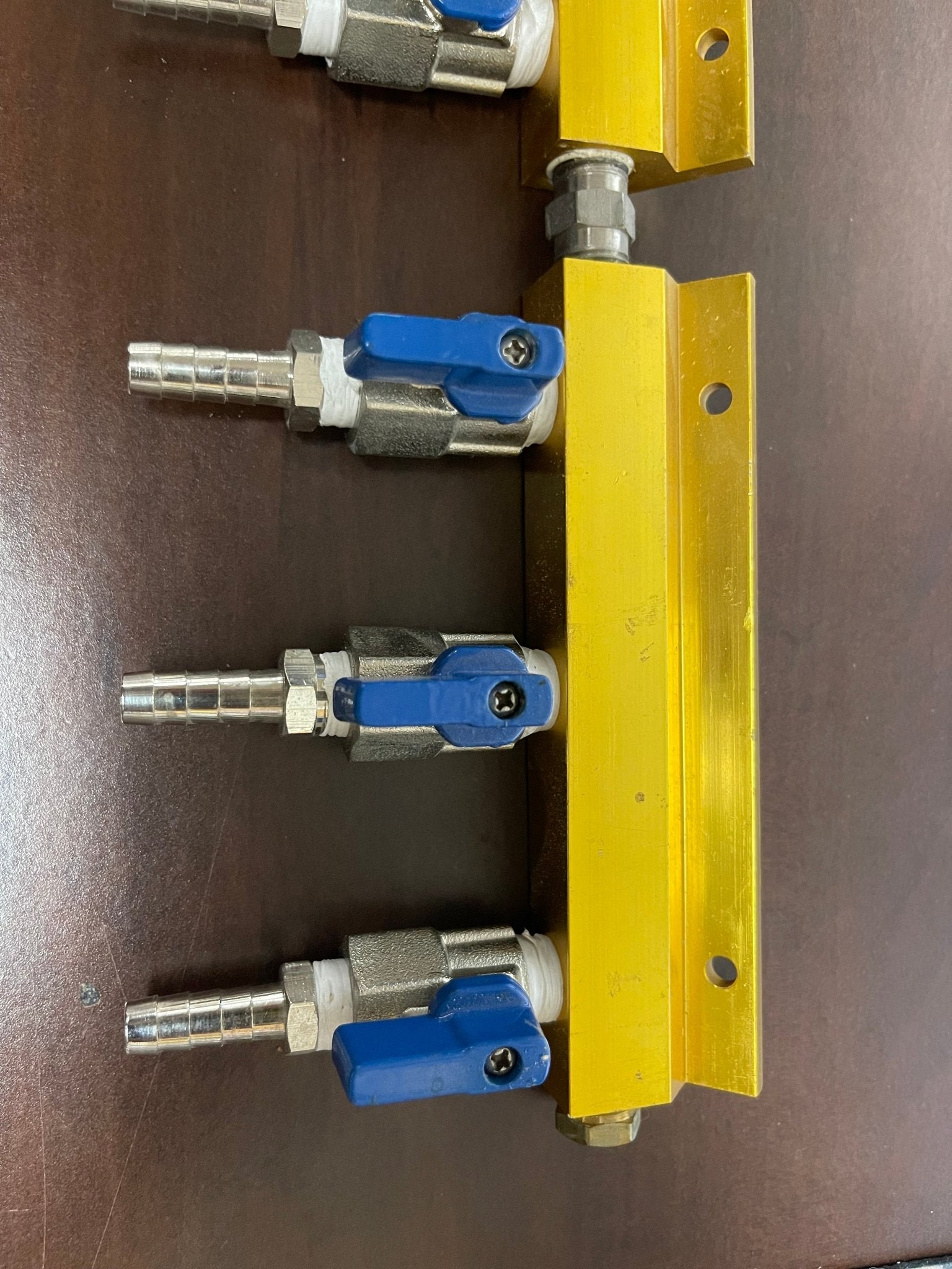 Used 6 Valve Brass 3/8" Beer Tap Bar Soda Co2 Gas Manifold with Shut - off Valves - Falcon Restaurant Supply - 3