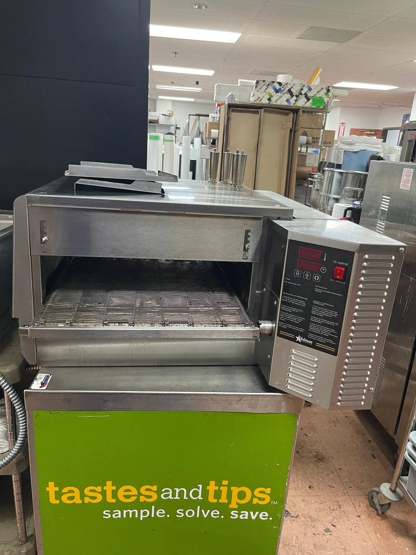 Used Star UM1833A Ultra-Max Impingement Conveyor Electric Pizza Oven  208V