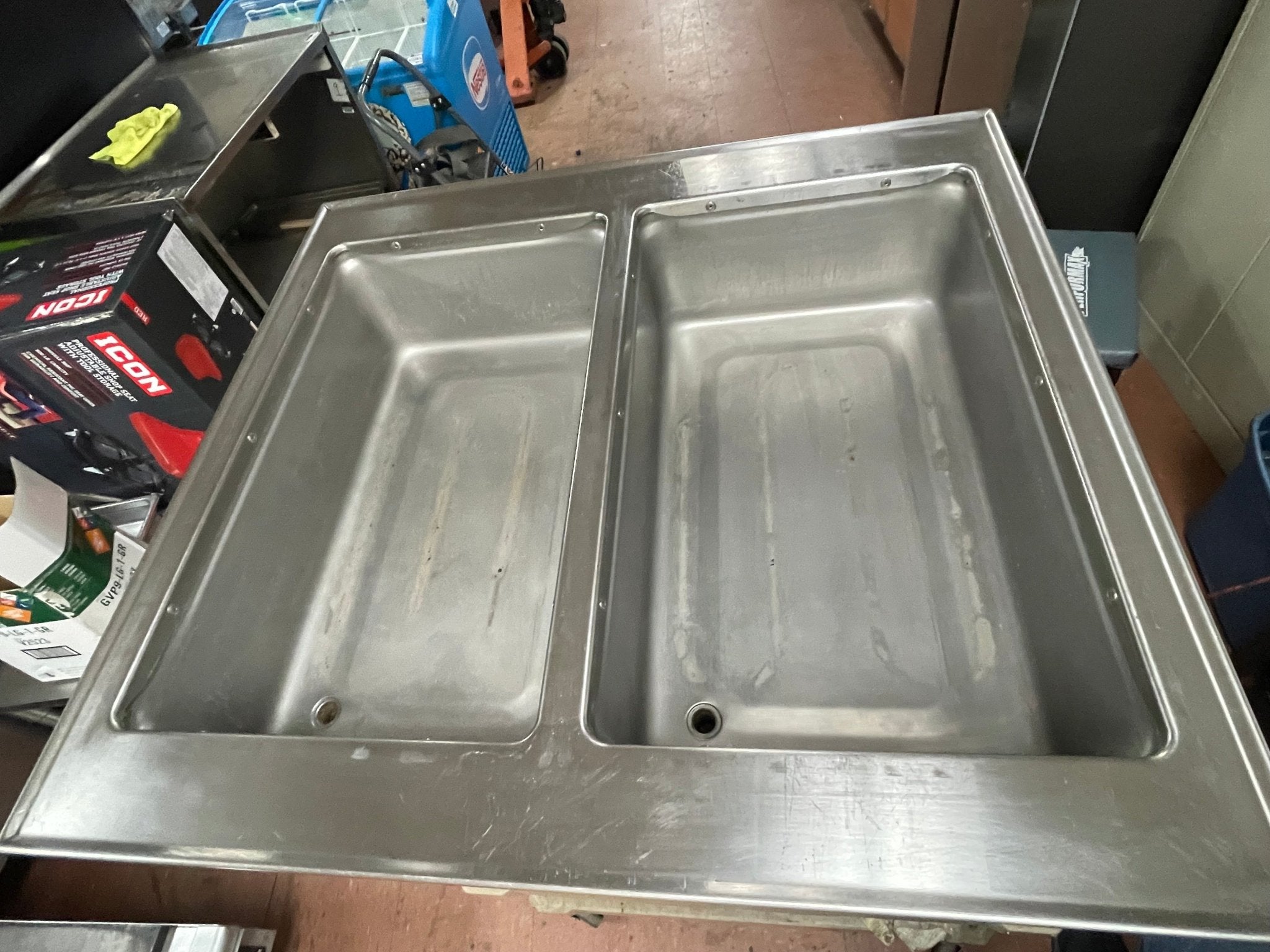 Used Vollrath 36399 Modular Drop In Two Compartment Hot Food Well with Drain 120V - Falcon Restaurant Supply - 1