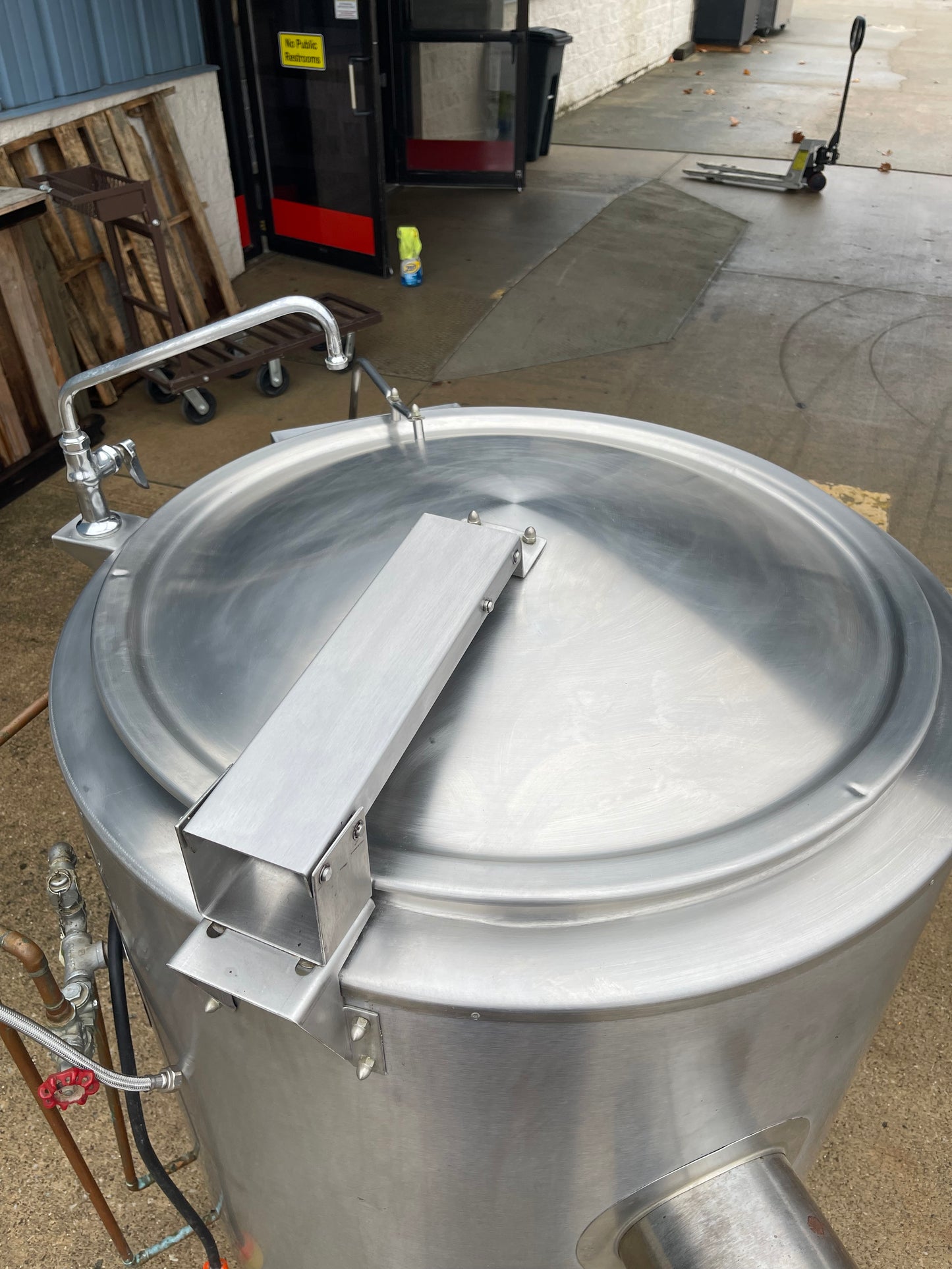 Used Groen AH/1E-60 Stainless 60 gal Steam Kettle Stationary, 2/3 Jacket, NG 145,000BTU