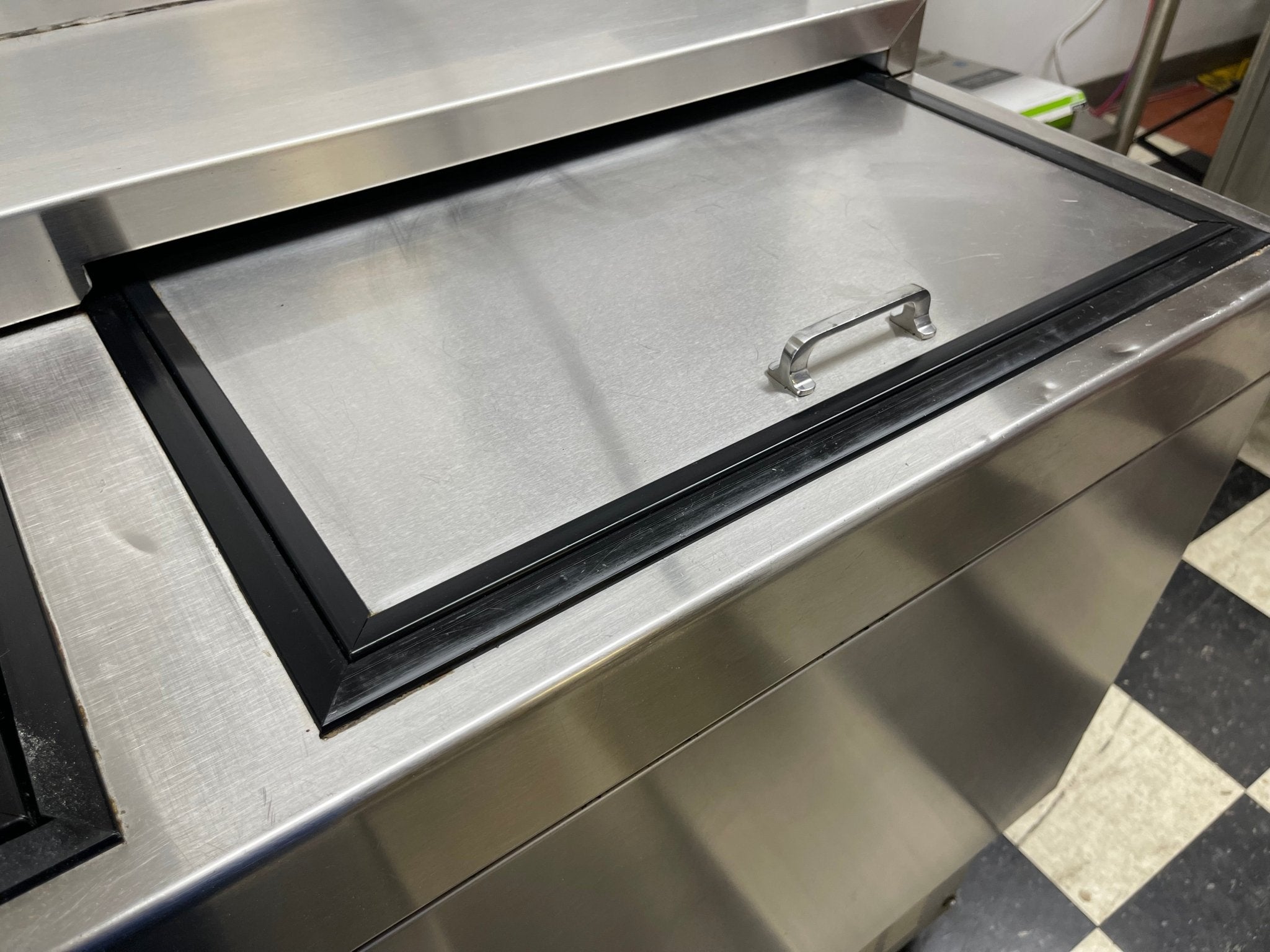 Used Glastender MF48 - SF2 Under bar Commercial Glass/Mug Froster 48"W X 24"D 120V - Falcon Restaurant Supply - 6