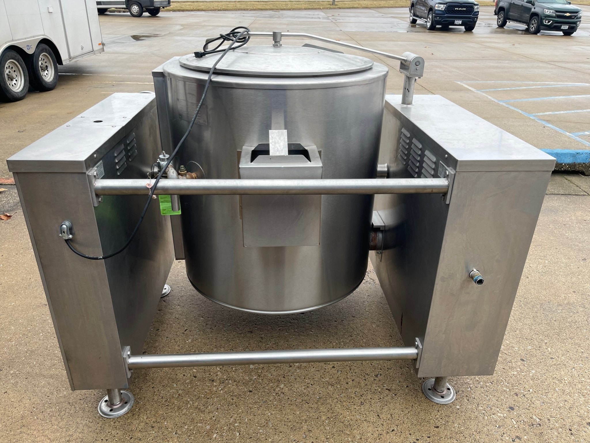Used Vulcan VGLT - 40 NG Stainless 40 Gallon Jacketed Tilting Steam Kettle 100,000BTU - Falcon Restaurant Supply - 6