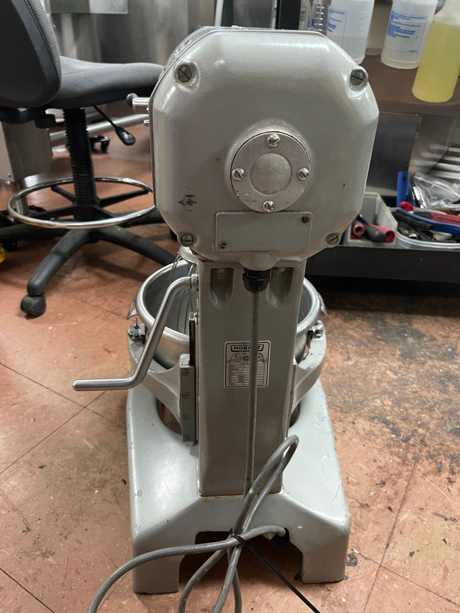 Used Hobart A120 Stand Mixer with Whisk and Bowl 12qt 120V - Falcon Restaurant Supply - 3