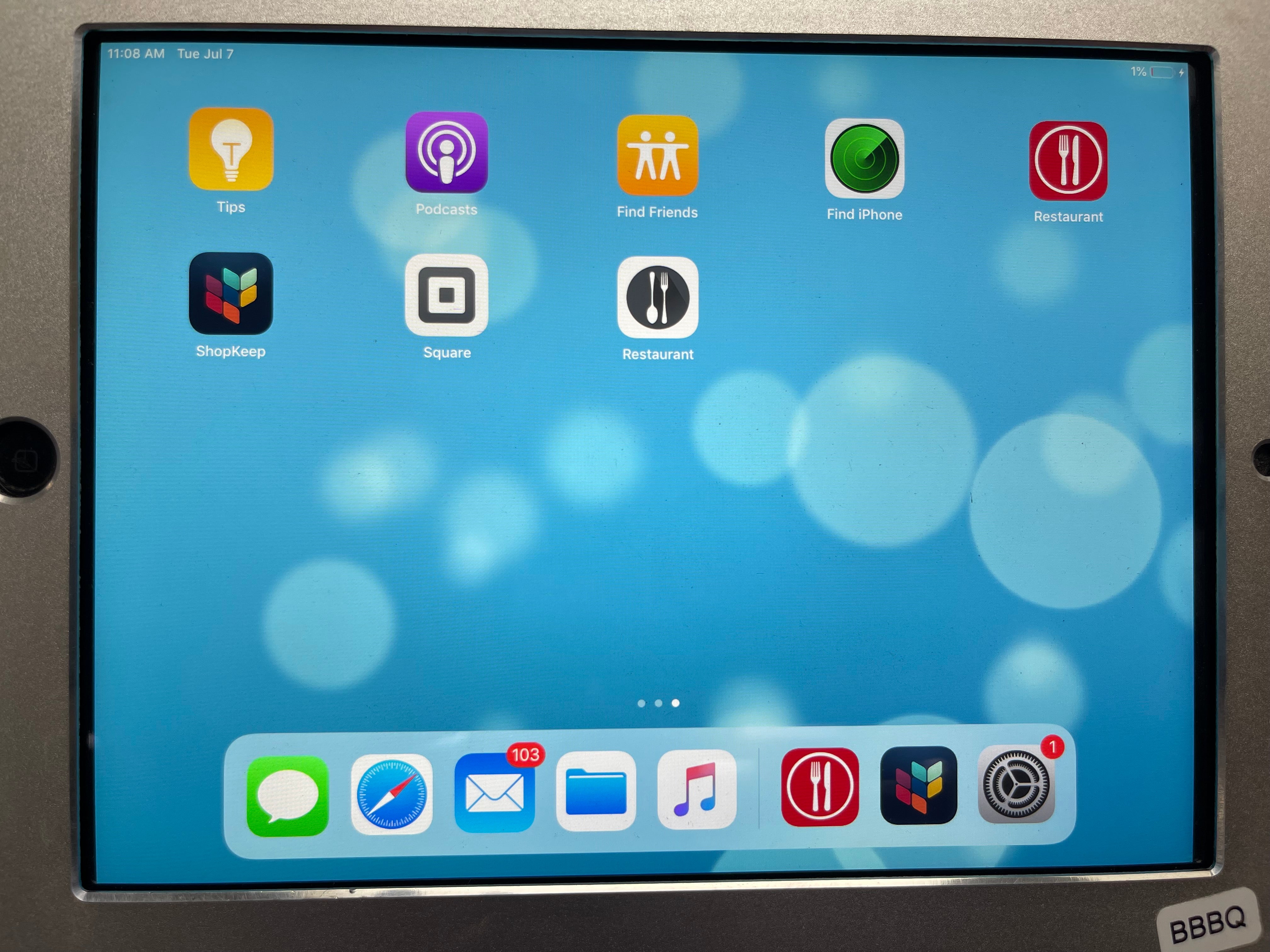 Used 9.7 Inch Apple Ipad Air Tablet POS Terminal and Locking Stand - No Key