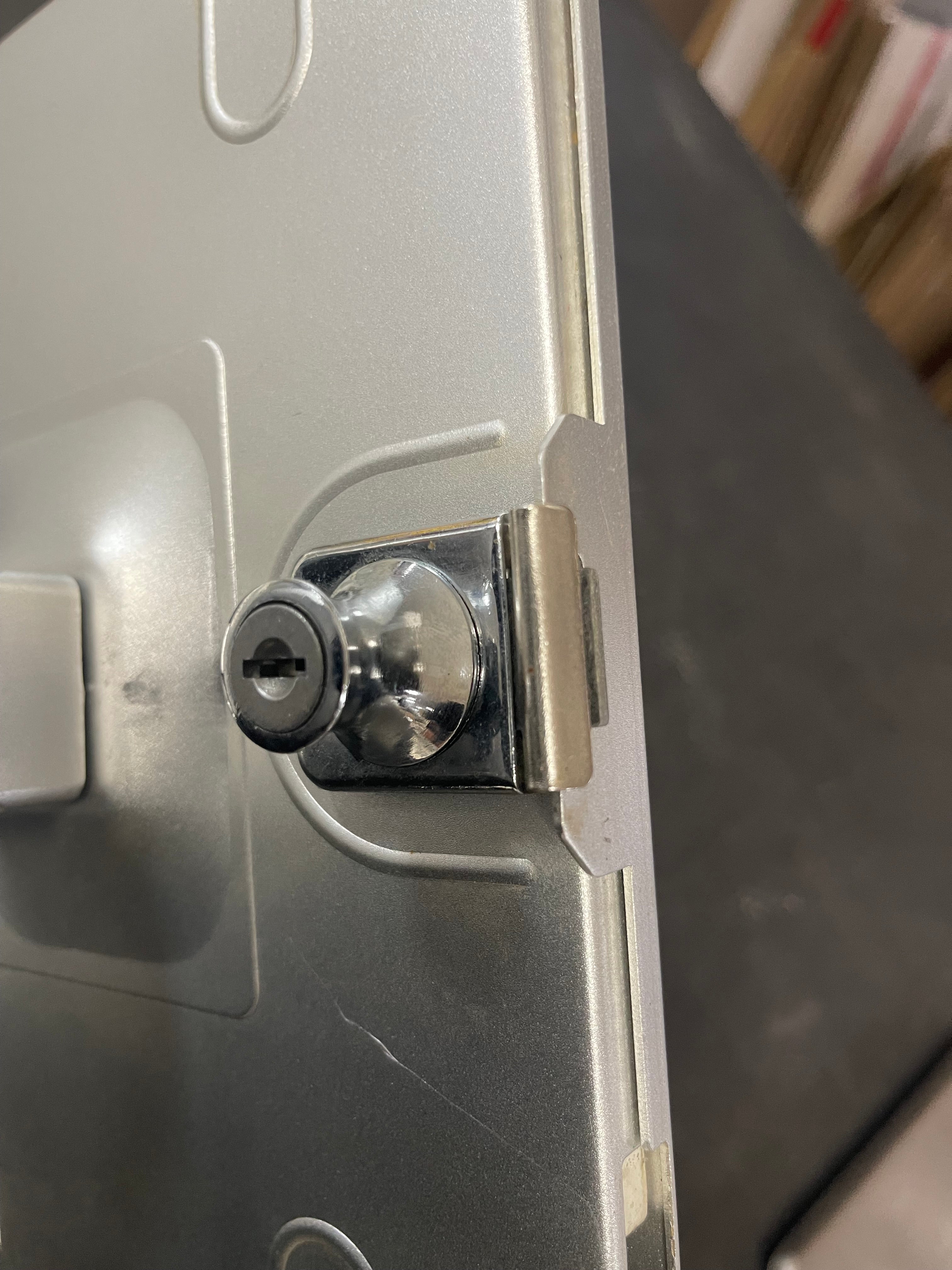 Used 9.7 Inch Apple Ipad Air Tablet POS Terminal and Locking Stand - No Key