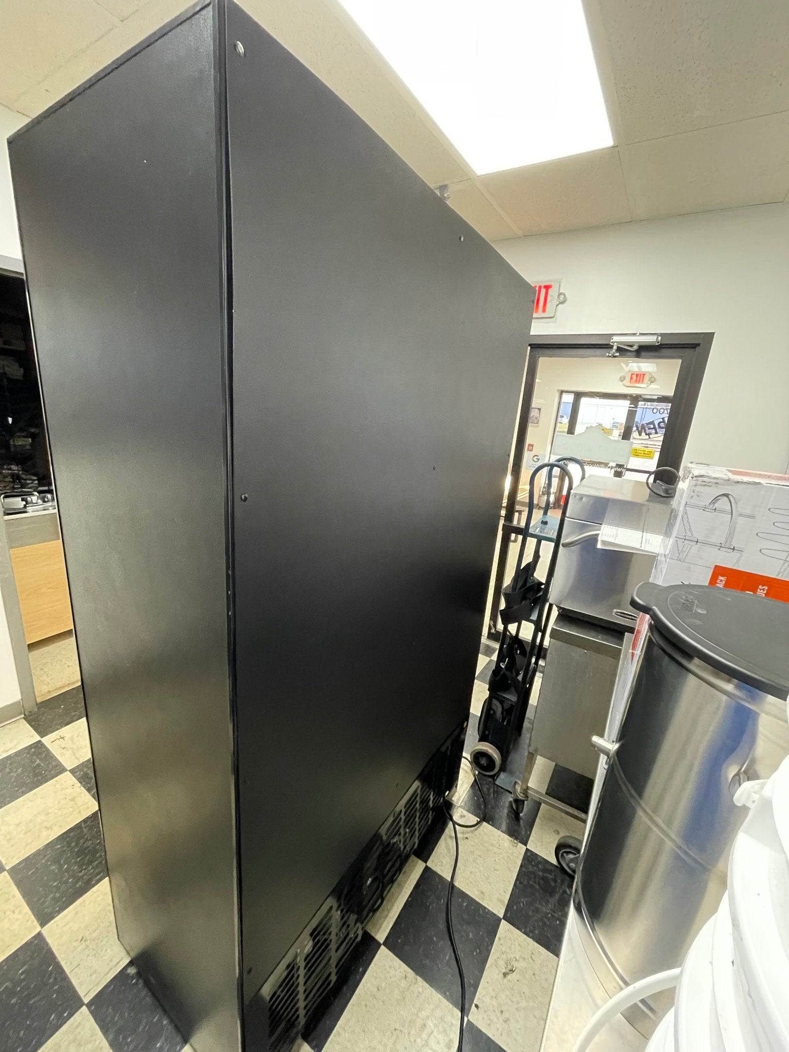 Used Oasis Refrigerated Self - Service Commercial Air Curtain Display Case with Door 120V - Falcon Restaurant Supply - 9