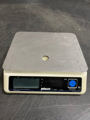 Used Rubbermaid® Pelouze® FS2P Digital Portion Control Scale - 2lb - Falcon Restaurant Supply - 1