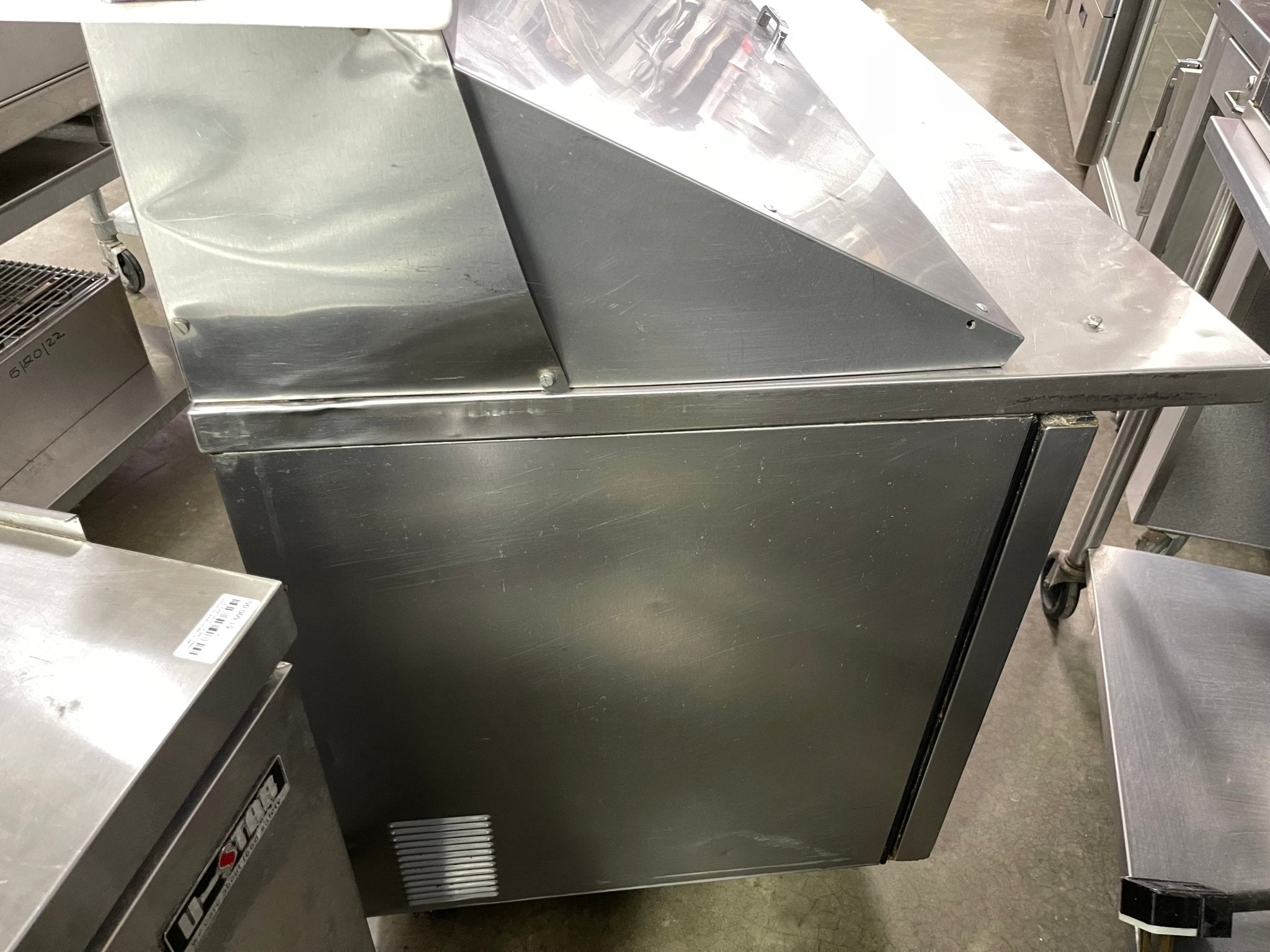 Used True TSSU-72-30M 72" Commercial Refrigerated Sandwich/Salad Prep Table 115V