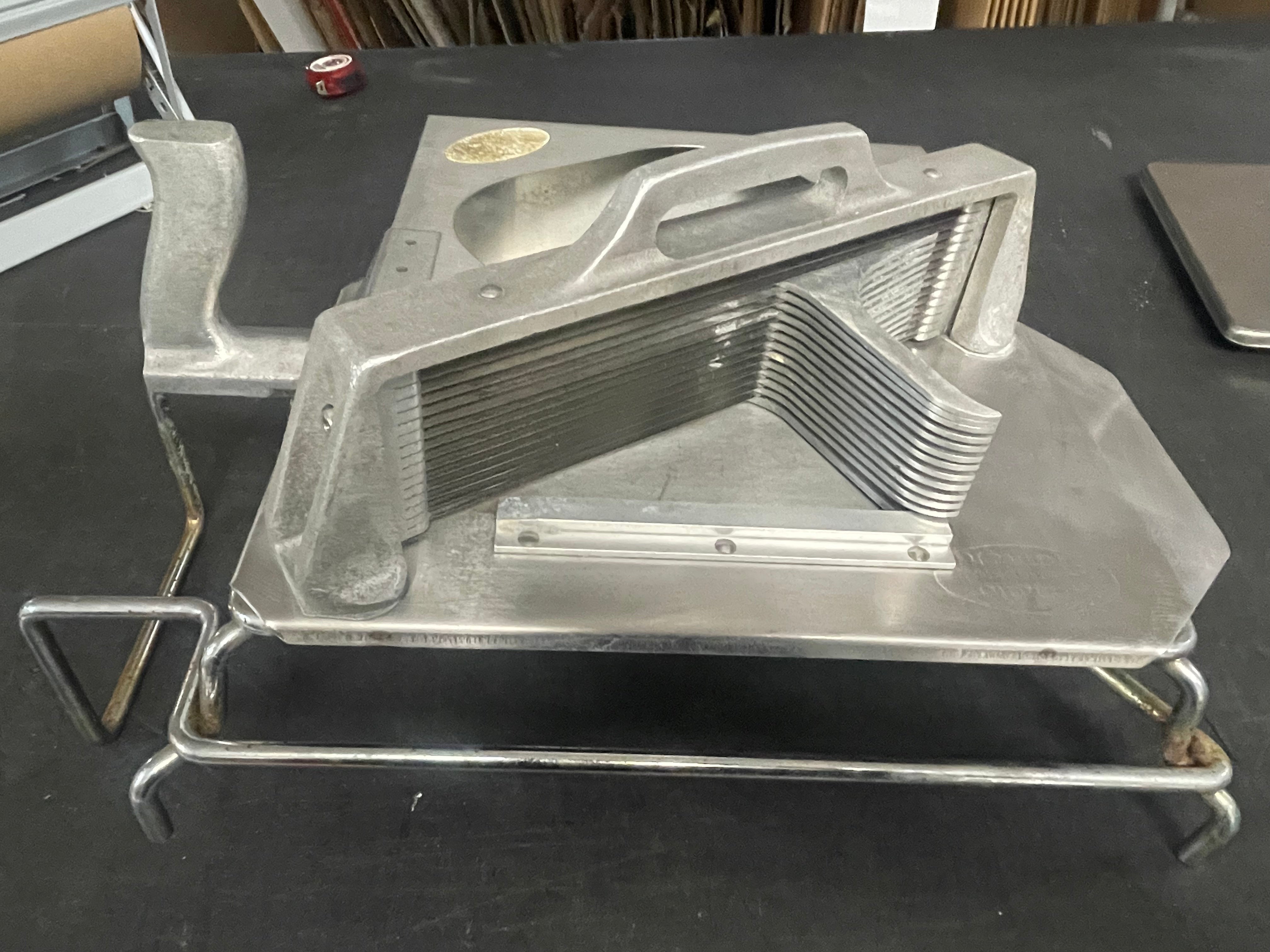 Used Tomato Tamer Commercial Tomato Slicer 3/16 Inch Slices.