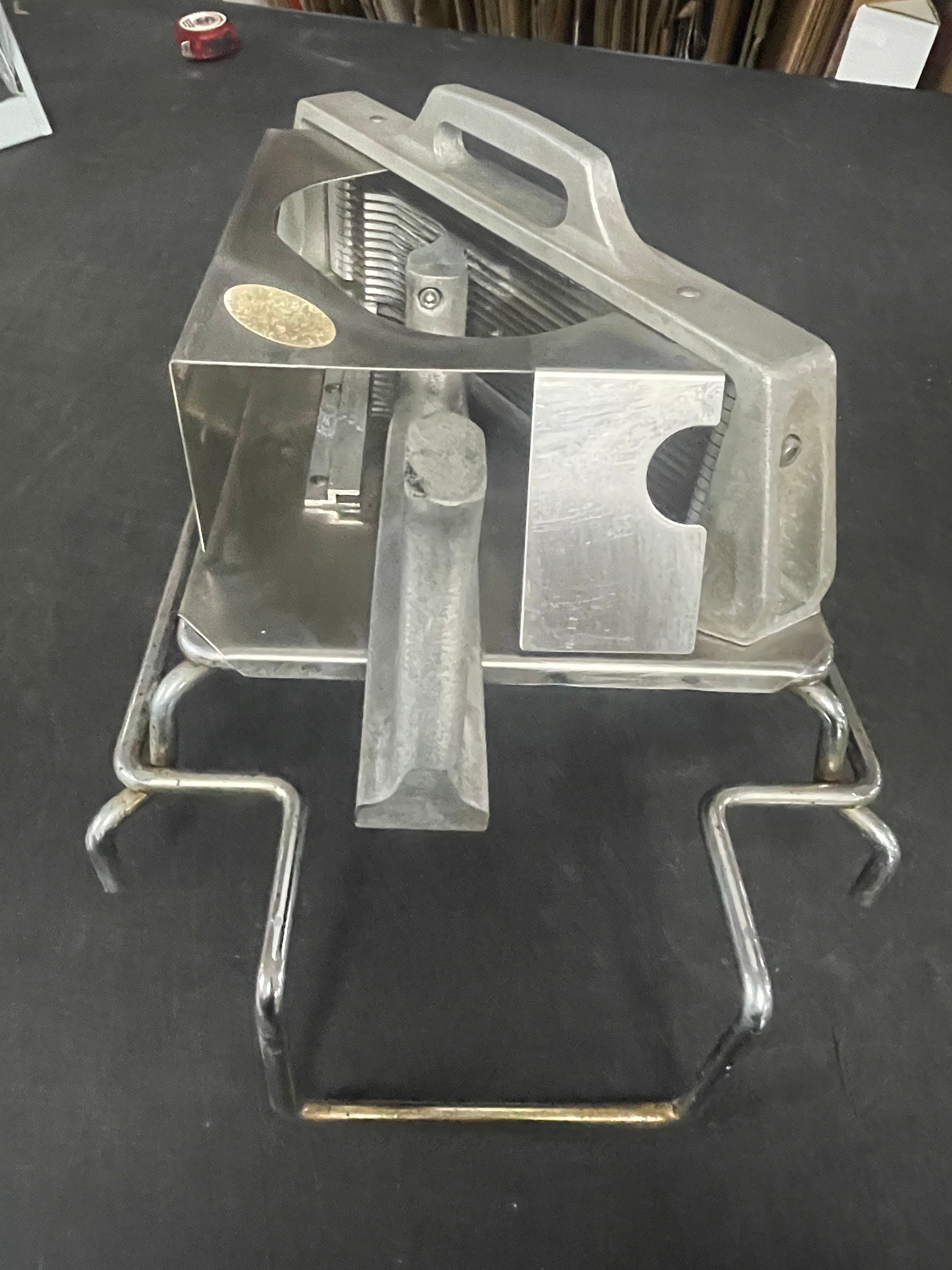Used Tomato Tamer Commercial Tomato Slicer 3/16 Inch Slices.