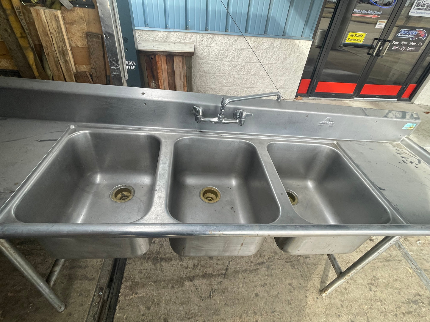 Used Advance Tabco 91" Stainless Steel 3 Compartment sink with Two Drainboards - SS288