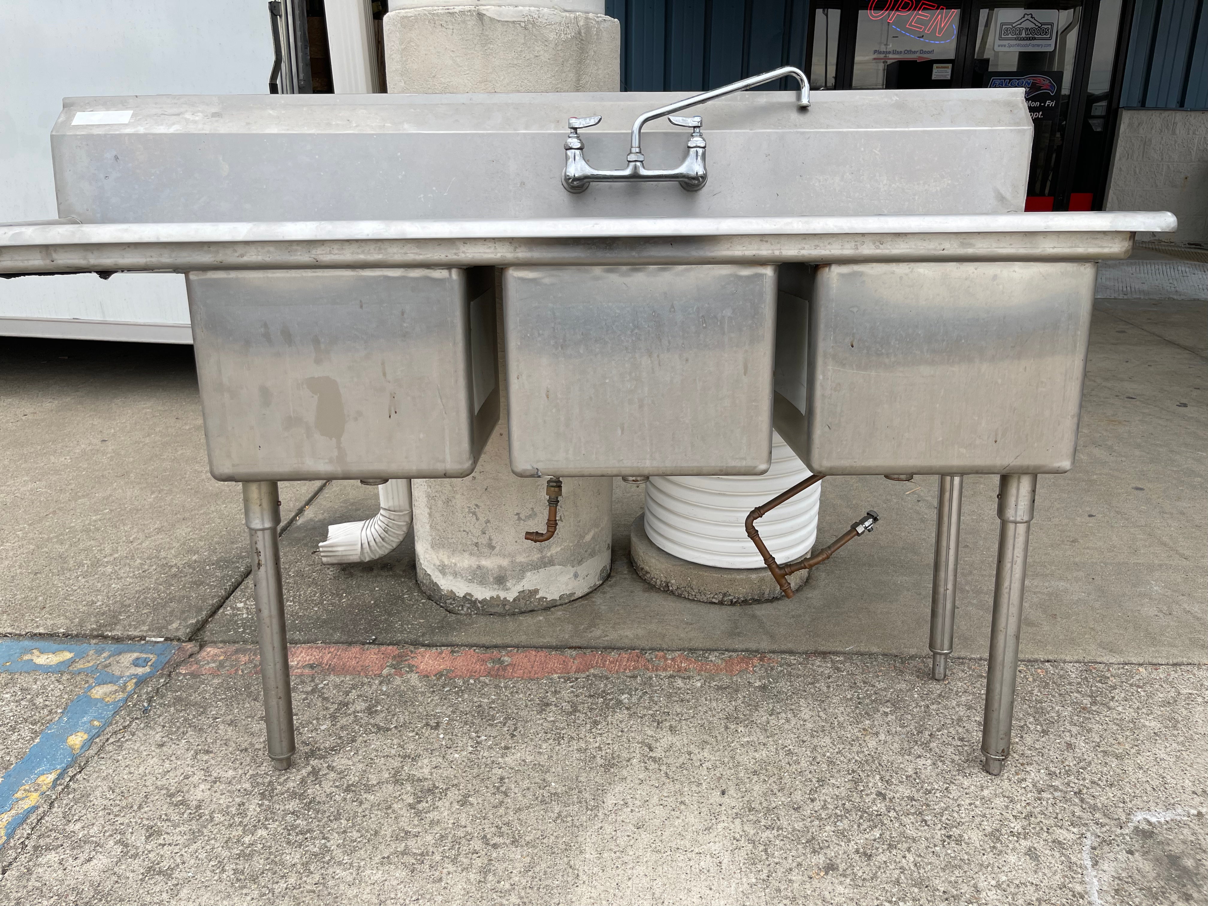 Used 66" Stainless Steel 3 Compartment Sink with Drainboard - SS289