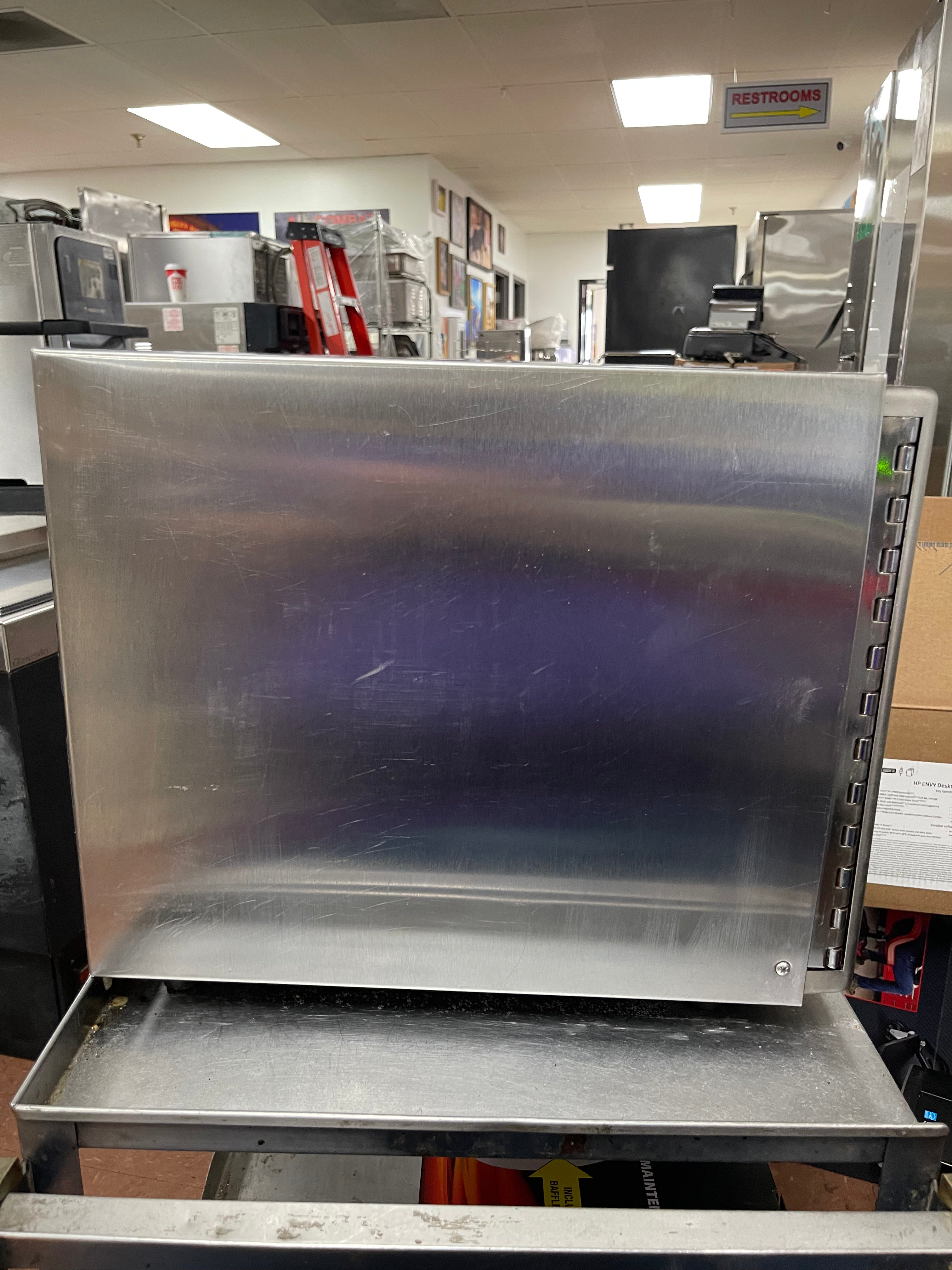 Used Amana RFS10SW2 1000W Stainless Commercial Push Button Microwave 120V