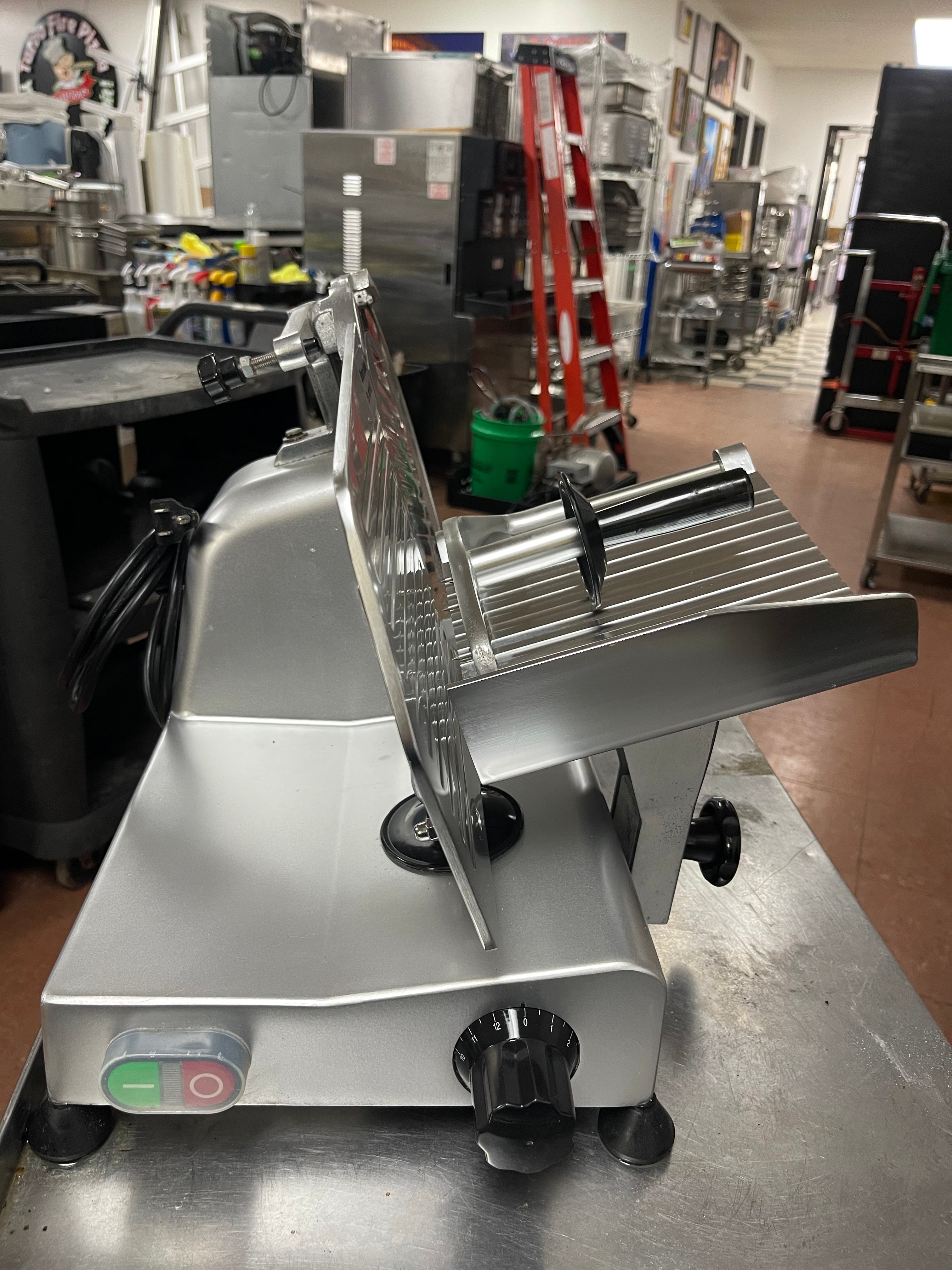 Used Avantco SL310 10" Manual Gravity Feed Deli Meat Cheese Slicer 1/4hp 120V