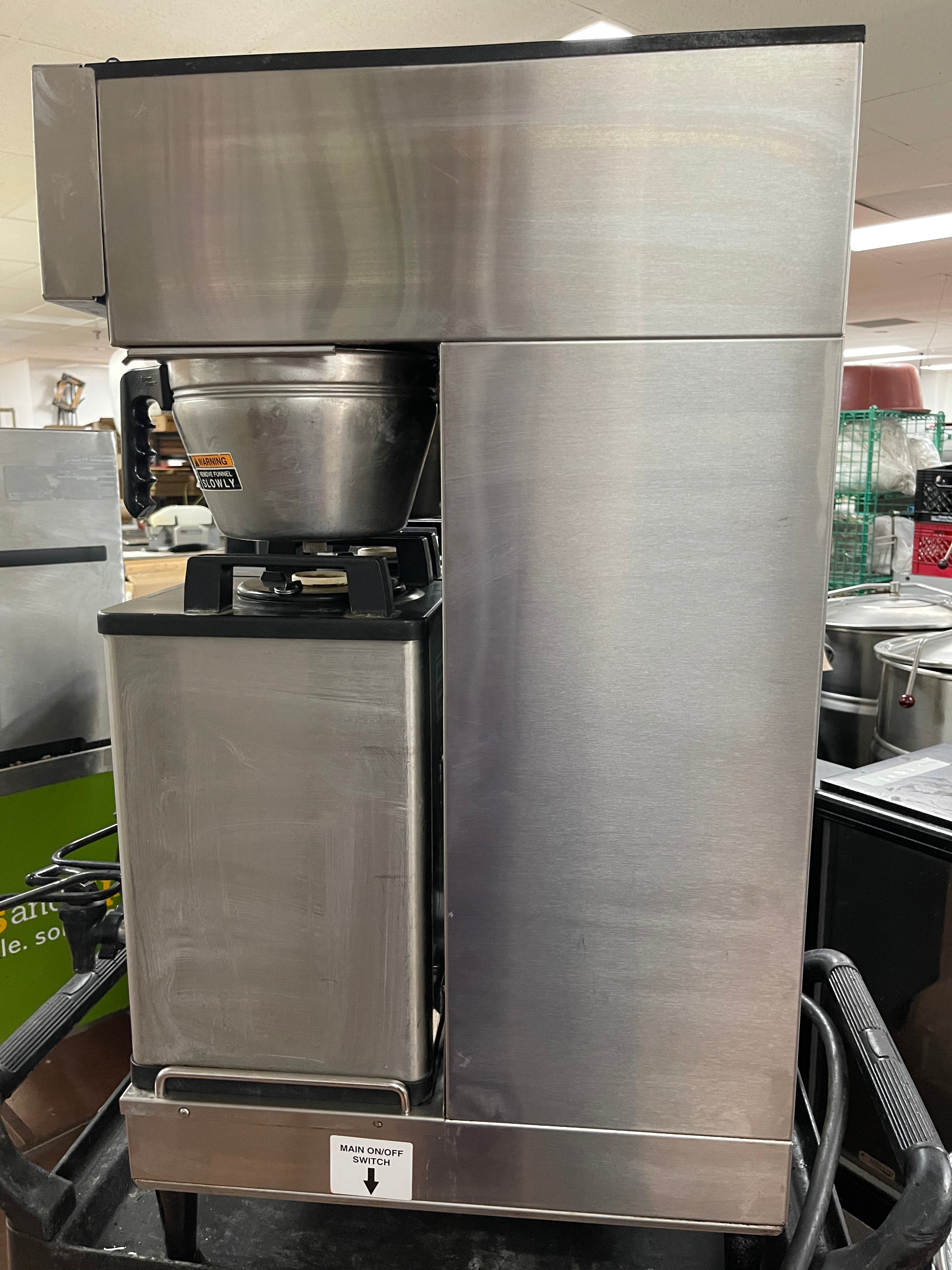 Used Bunn 33500.0013 BrewWISE Dual SH DBC Coffee Brewer - 120/240V, 6800W