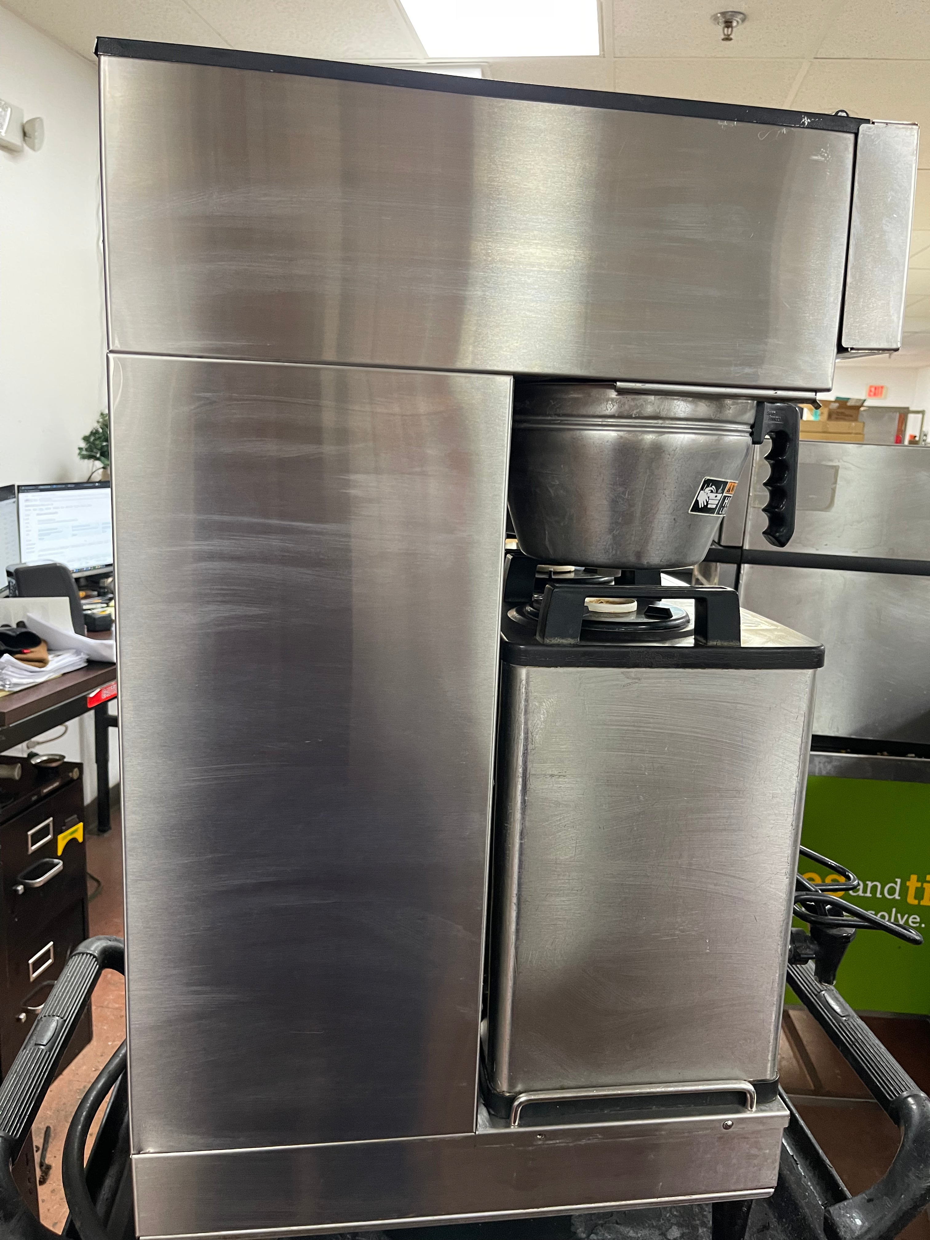 Used Bunn 33500.0013 BrewWISE Dual SH DBC Coffee Brewer - 120/240V, 6800W